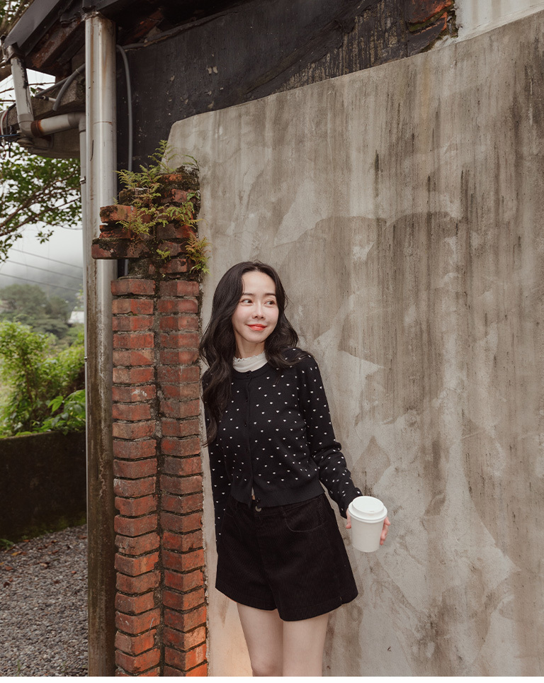 All-color heart-patterned button-down knit short-sleeved top - black【02011209】in stock+pre-order