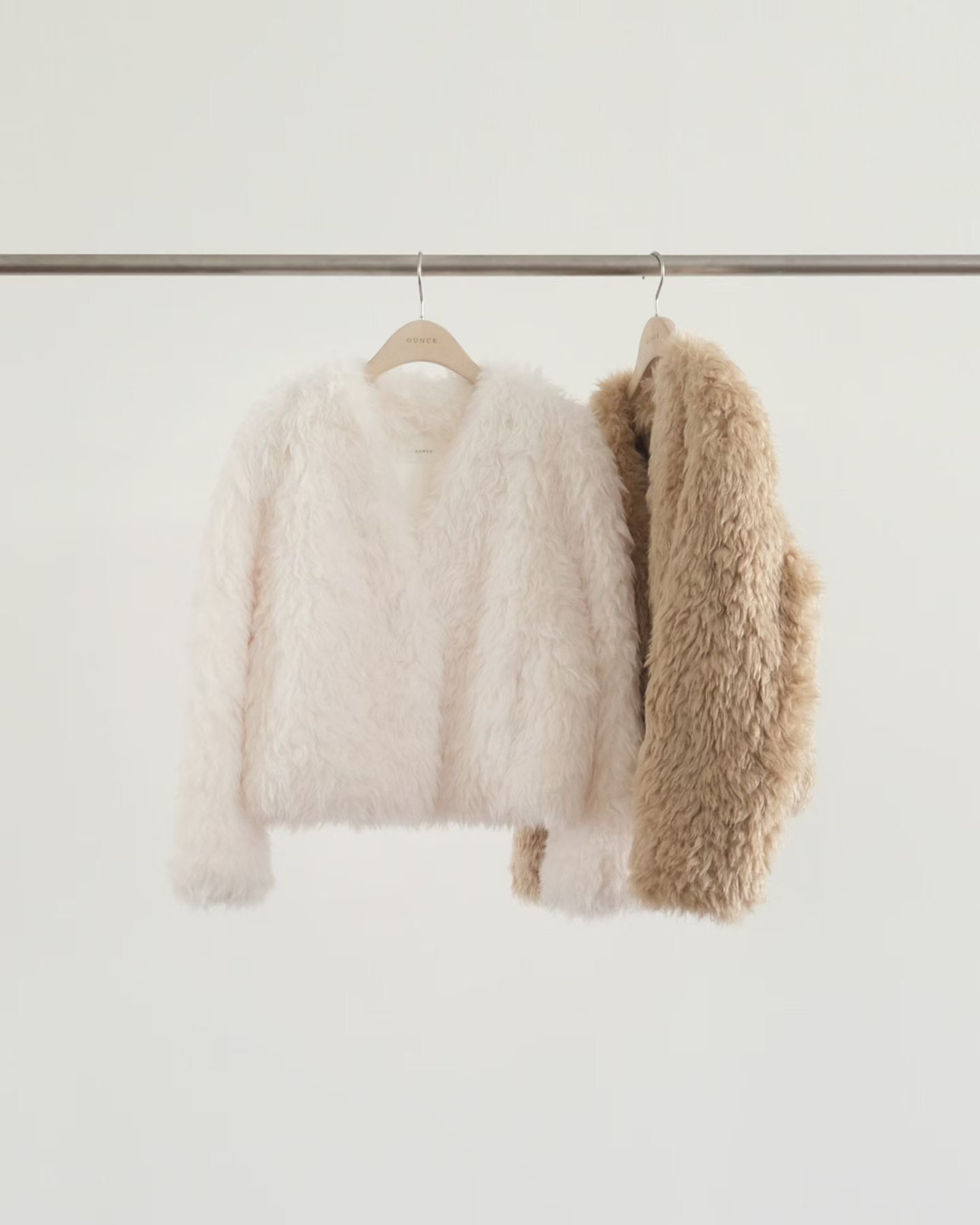 OU2612 Hairy Fur JK