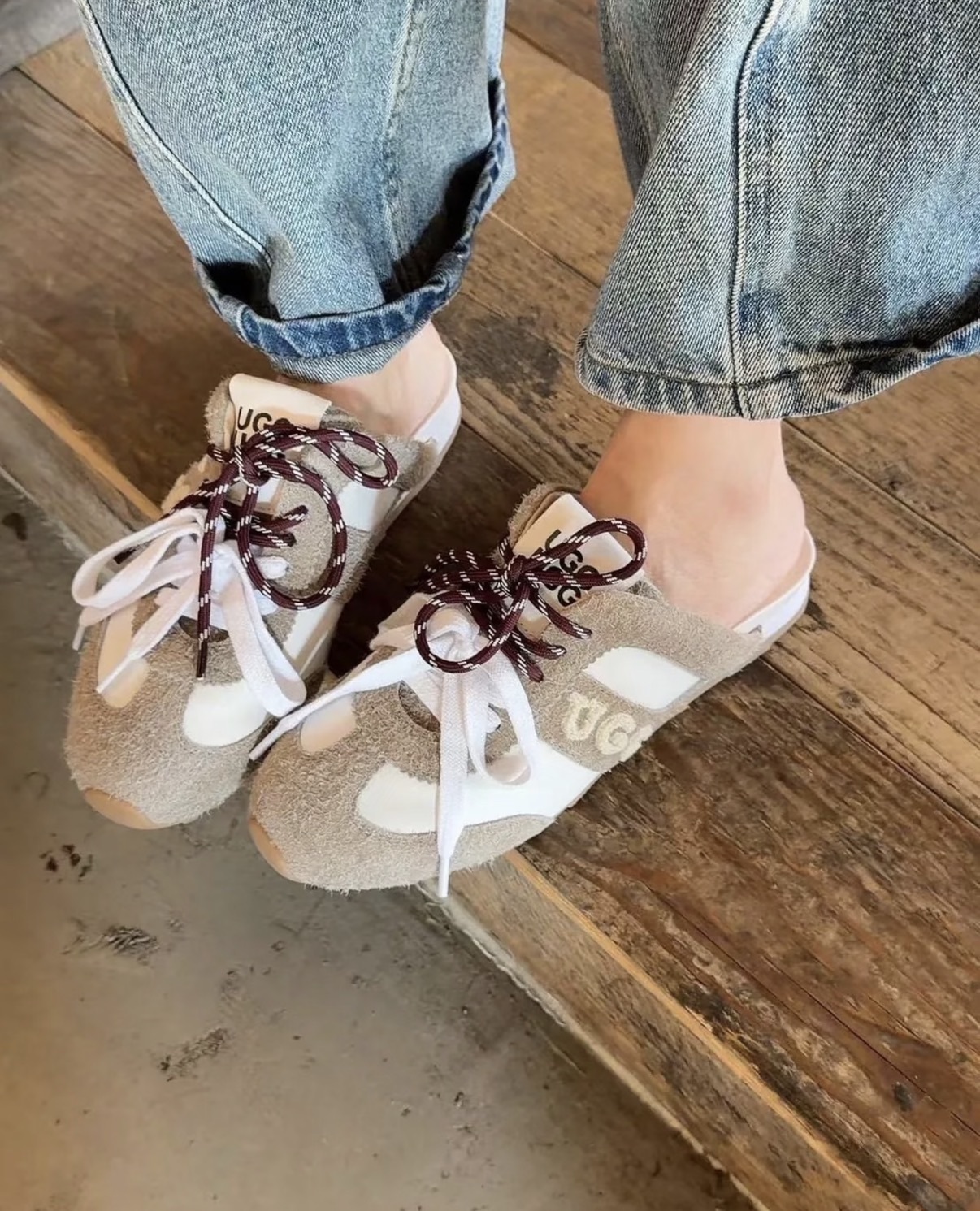 UGG OZLANA 運動風綁帶懶人拖