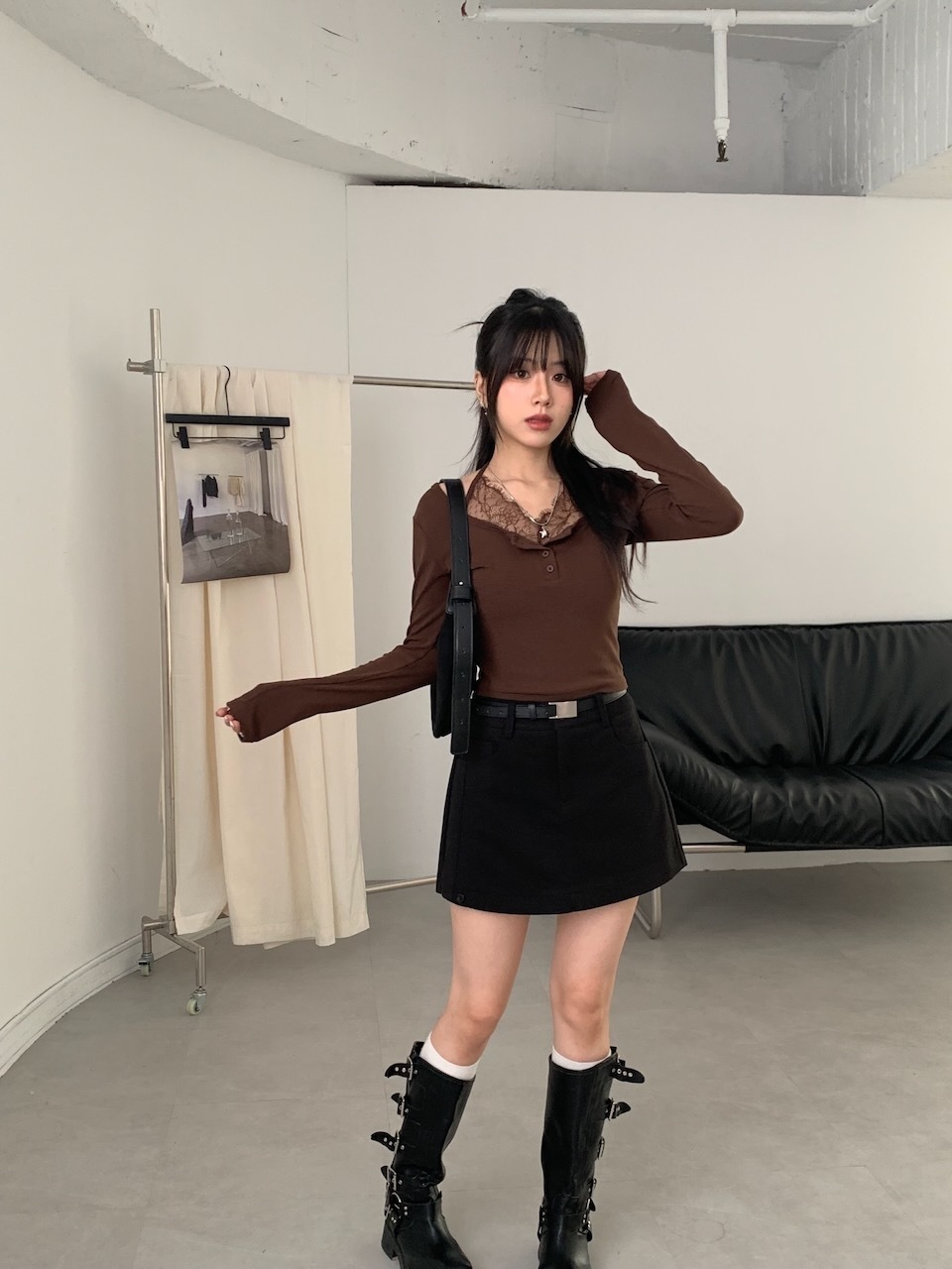 A06 低彩度純慾美 假兩件蕾絲點綴上衣 #A1070