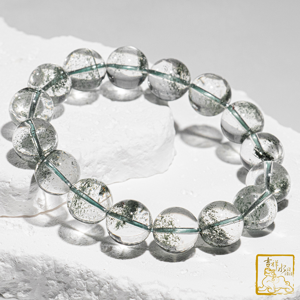 Green Phantom Quartz bracelet 13.1mm