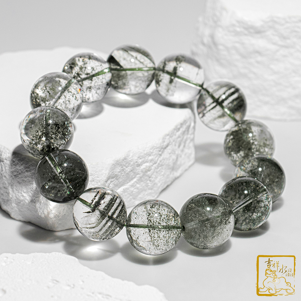 Green Phantom Quartz bracelet 18.2mm