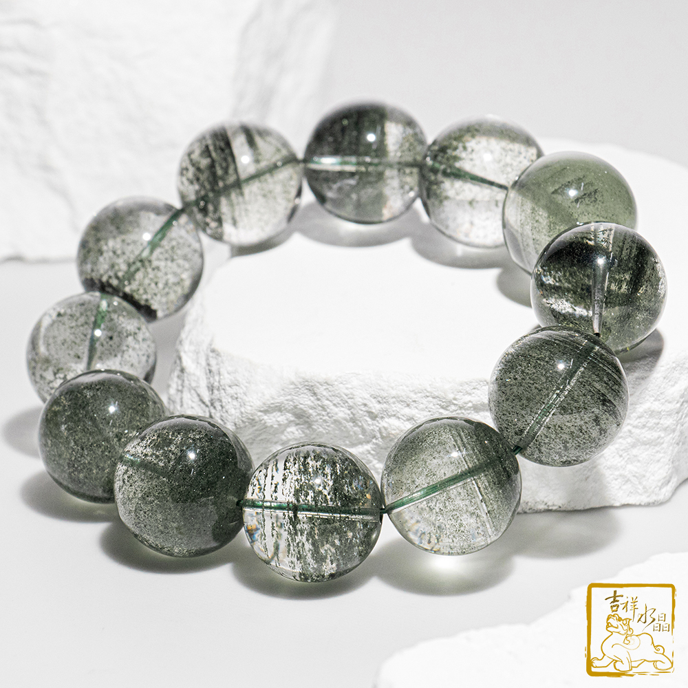 Green Phantom Quartz bracelet 20mm