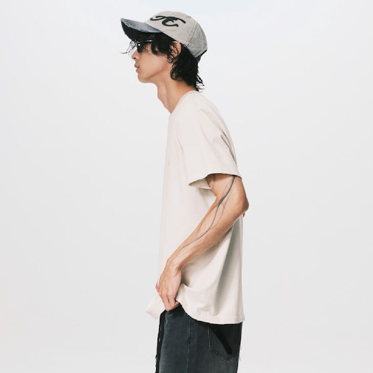 ANOWHEREMAN Contrast Collar Oversized Tee