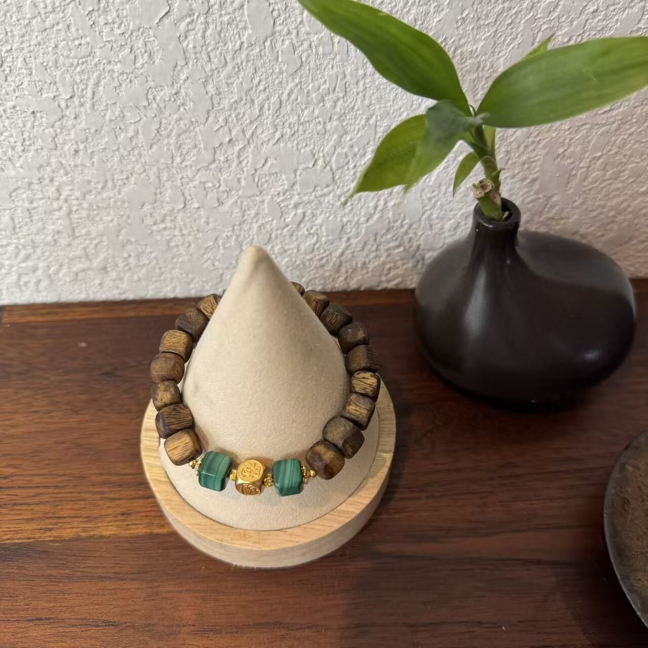 1021GZ83-GZTRIP-AGARWOOD-Qi-Cui Agarwood Square Bead Malachite Bracelet (B83)