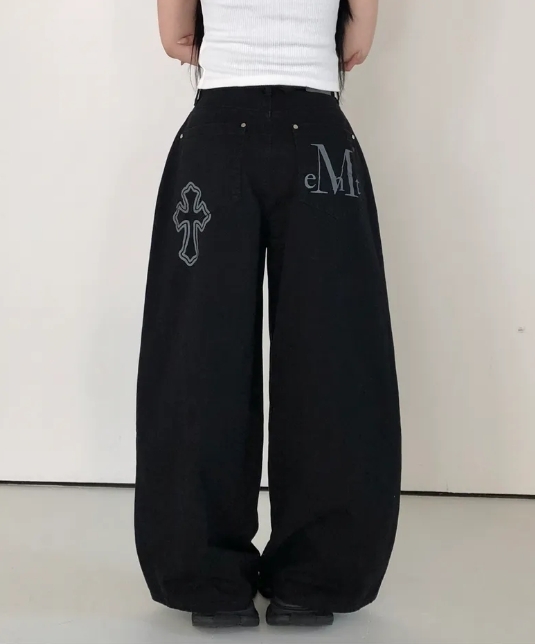 （現貨）韓牌 MUCENT HUSTLE 金屬logo 十字 氣球褲 牛仔褲 P0000BKK