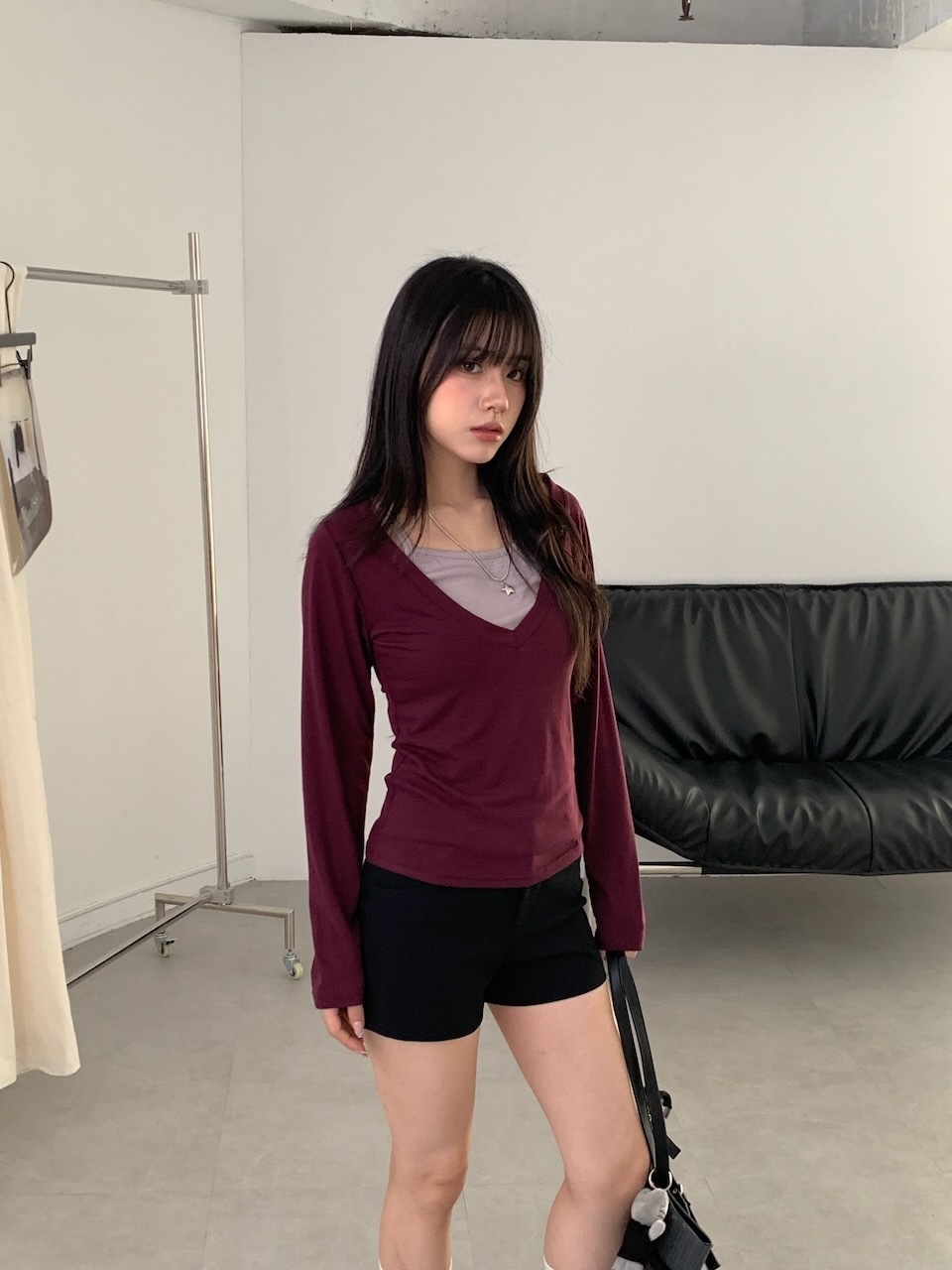 A13 正韓🇰🇷撞色疊穿大V領假兩件上衣 #A1086