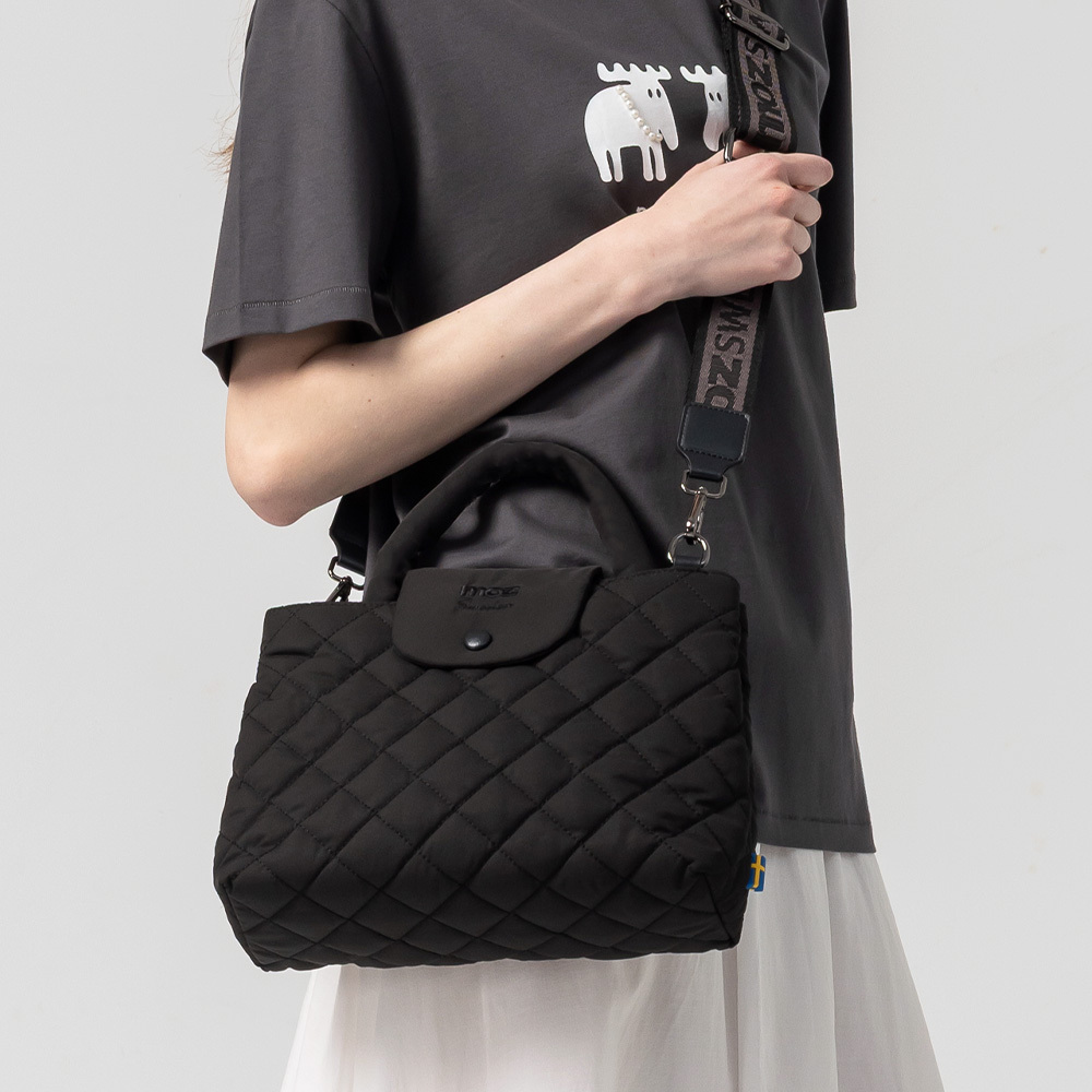 Swedish Cloud Bag Collection | Water-Repellent Quilted "Cloud" Crossbody Bag with Dual Compartments (Black)
