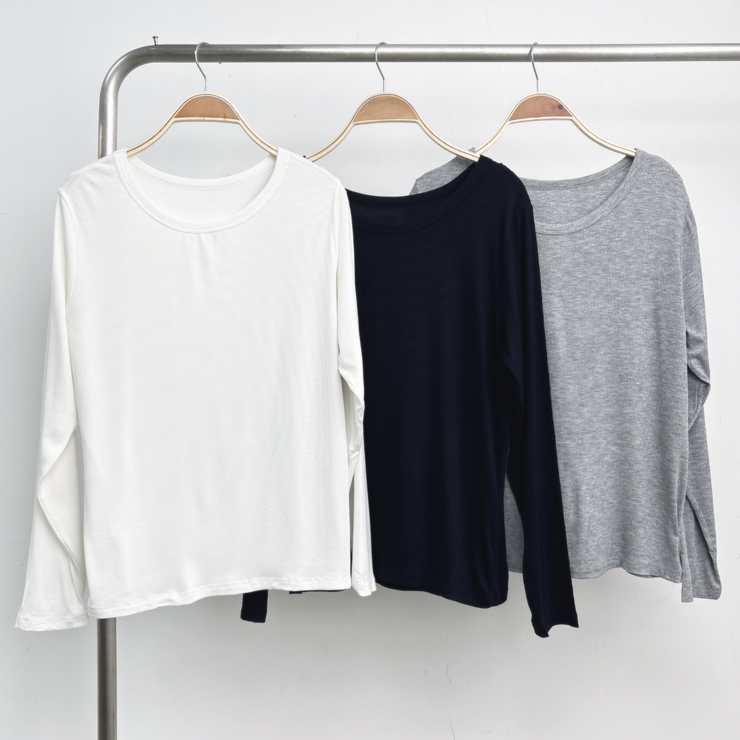 ⭐️⭐️【預訂】22488 L-XXL 圓領羅紋彈性長袖打底衫 (U39L-U41XXL)