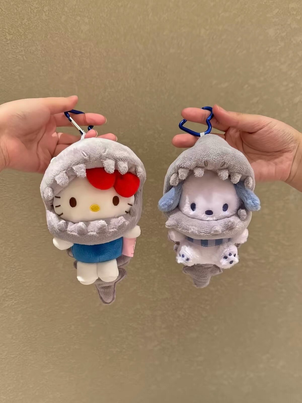 【限時優惠一隻$299】SANRIO HELLO KITTY 恐龍骨 吊飾 三麗鷗 (布丁狗/酷洛米/人魚漢頓/大耳狗/美樂蒂/帕恰狗)
