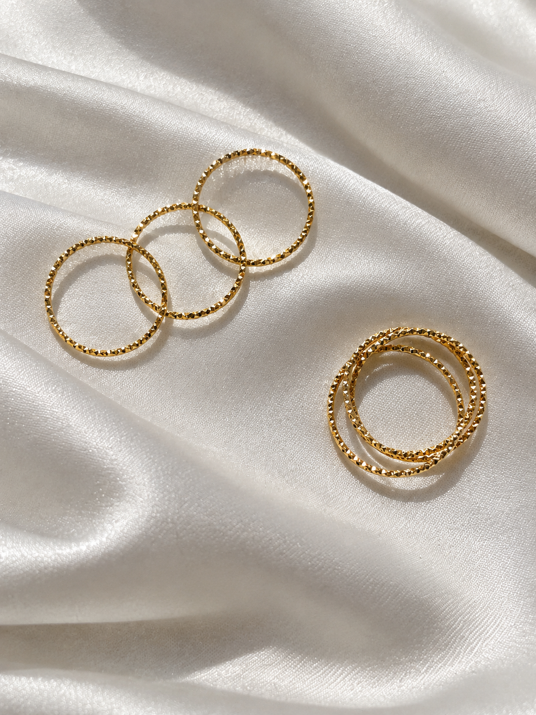 three circle ring