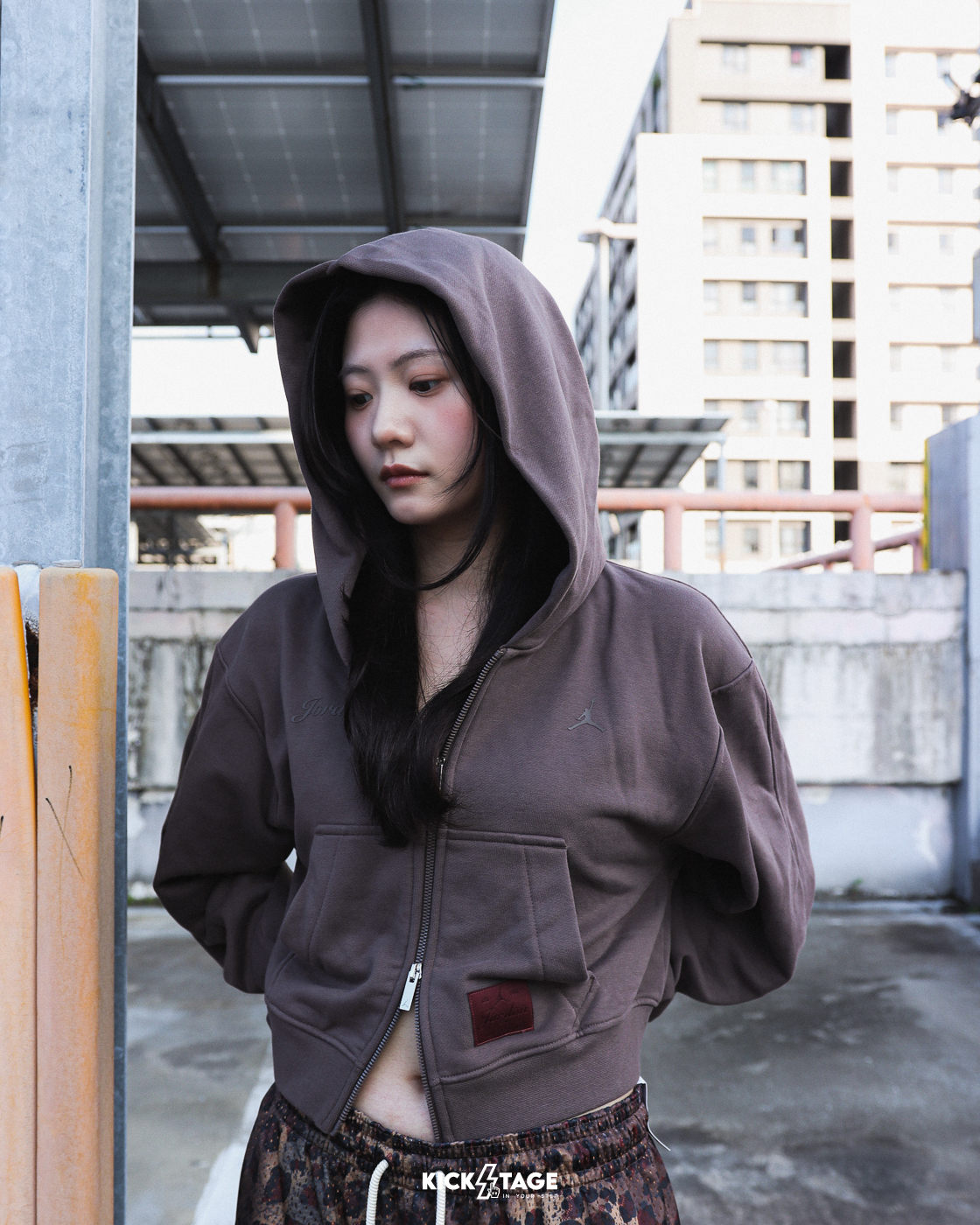 女款 NIKE AS W J BRK ESS+ FLC MD CRP FZ 棕色 短版 寬鬆 雙拉鍊 立體LOGO 連帽 外套【IZ5785-004】NKTF