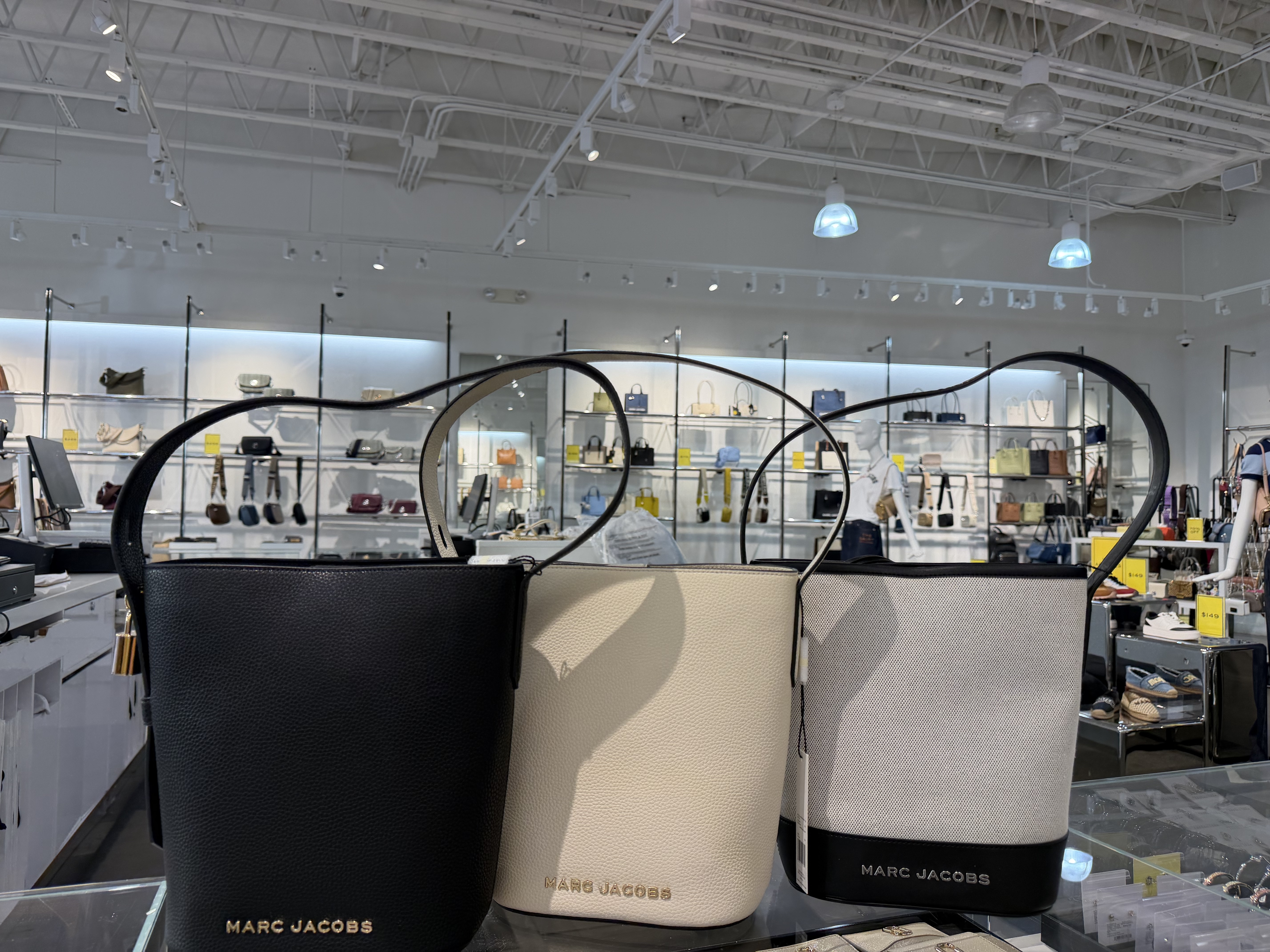 【直播】Marc Jacobs LX102201 水桶包