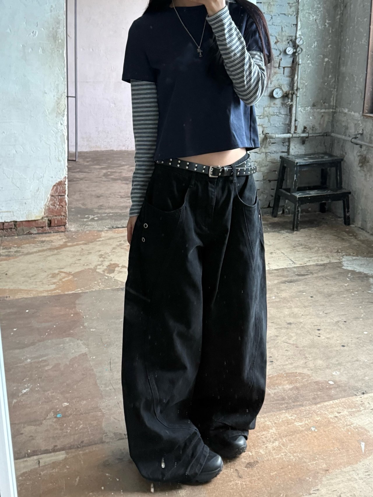 K2 闊腿弧形牛仔褲（尺寸偏小）
