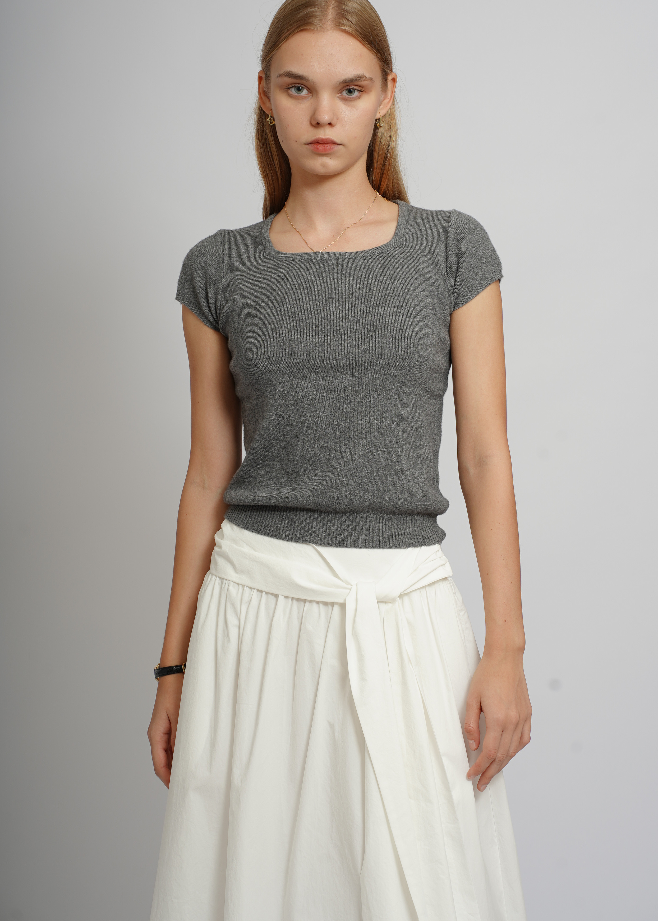 Short Sleeve Knit - Grey