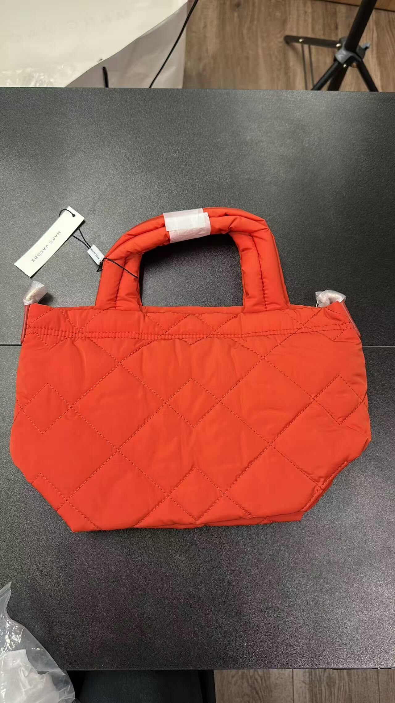 【直播】Marc Jacobs LX1022231 拉鍊斜孭袋 (橙色)