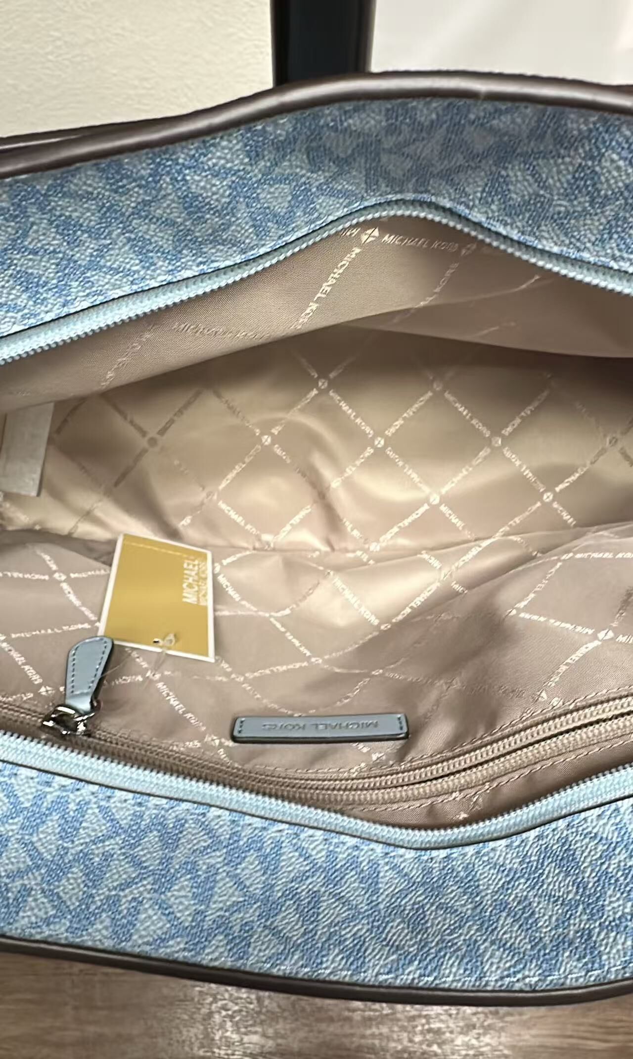 【直播】Michael Kors LX1022253 托特包 (淺藍色)
