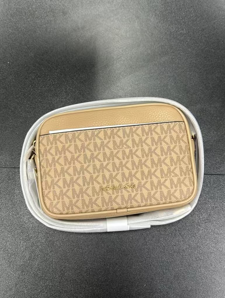 【直播】Michael Kors LX1022254 斜孭袋