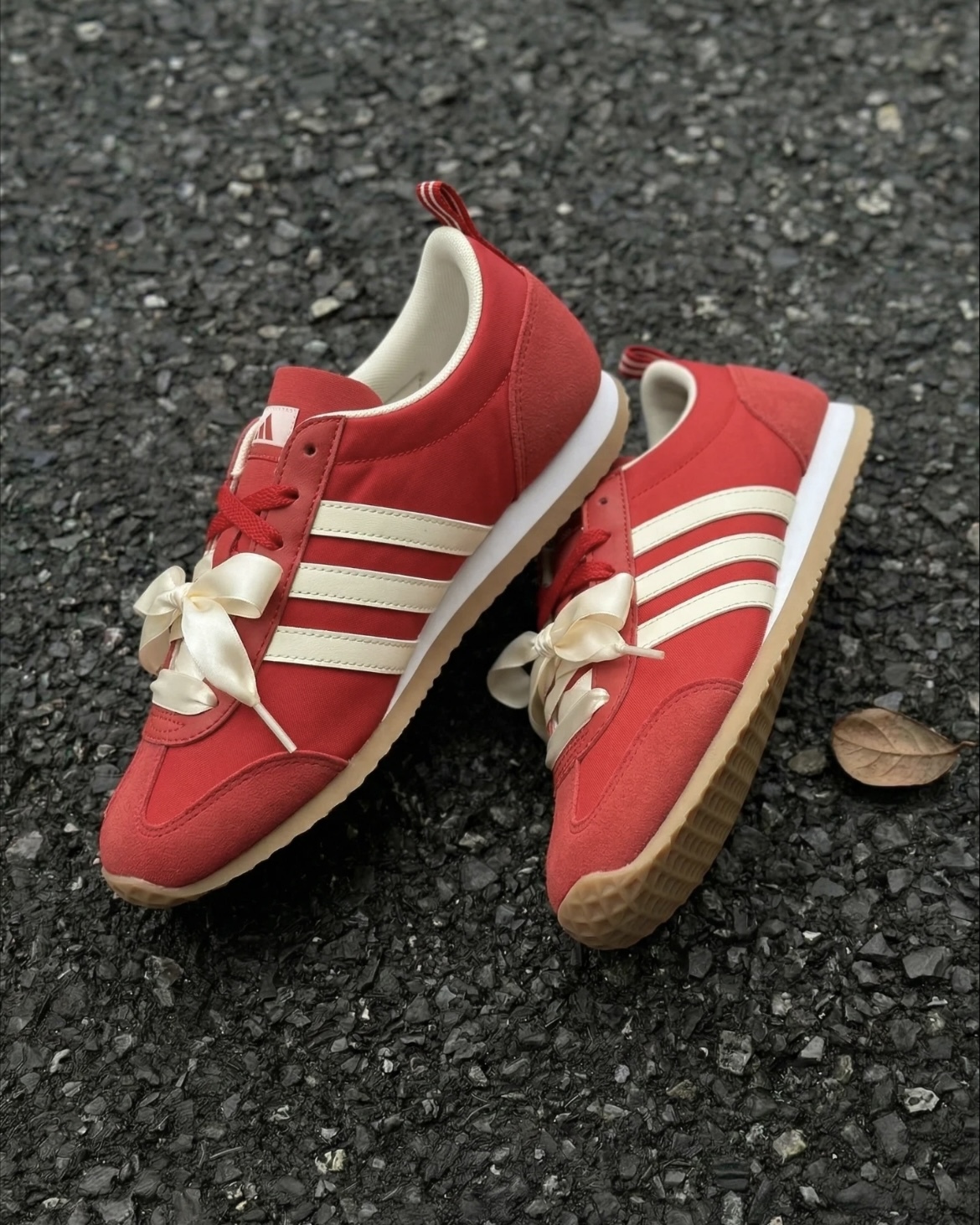 (預訂) Adidas VS JOG 2.0 - Red