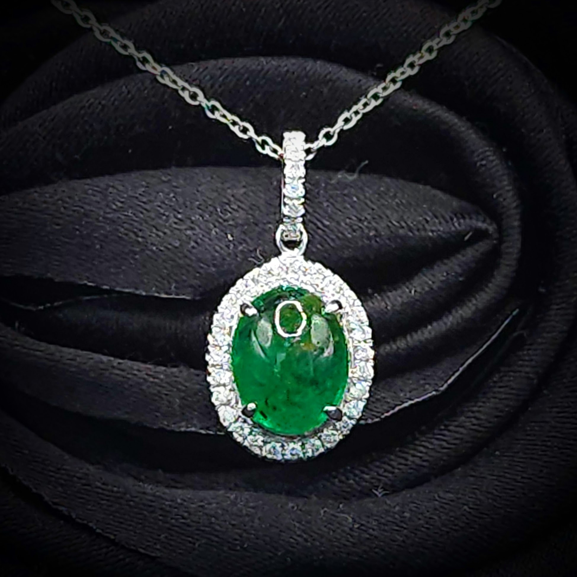 18K White Gold 1.50ct Emerald and Diamond Pendant