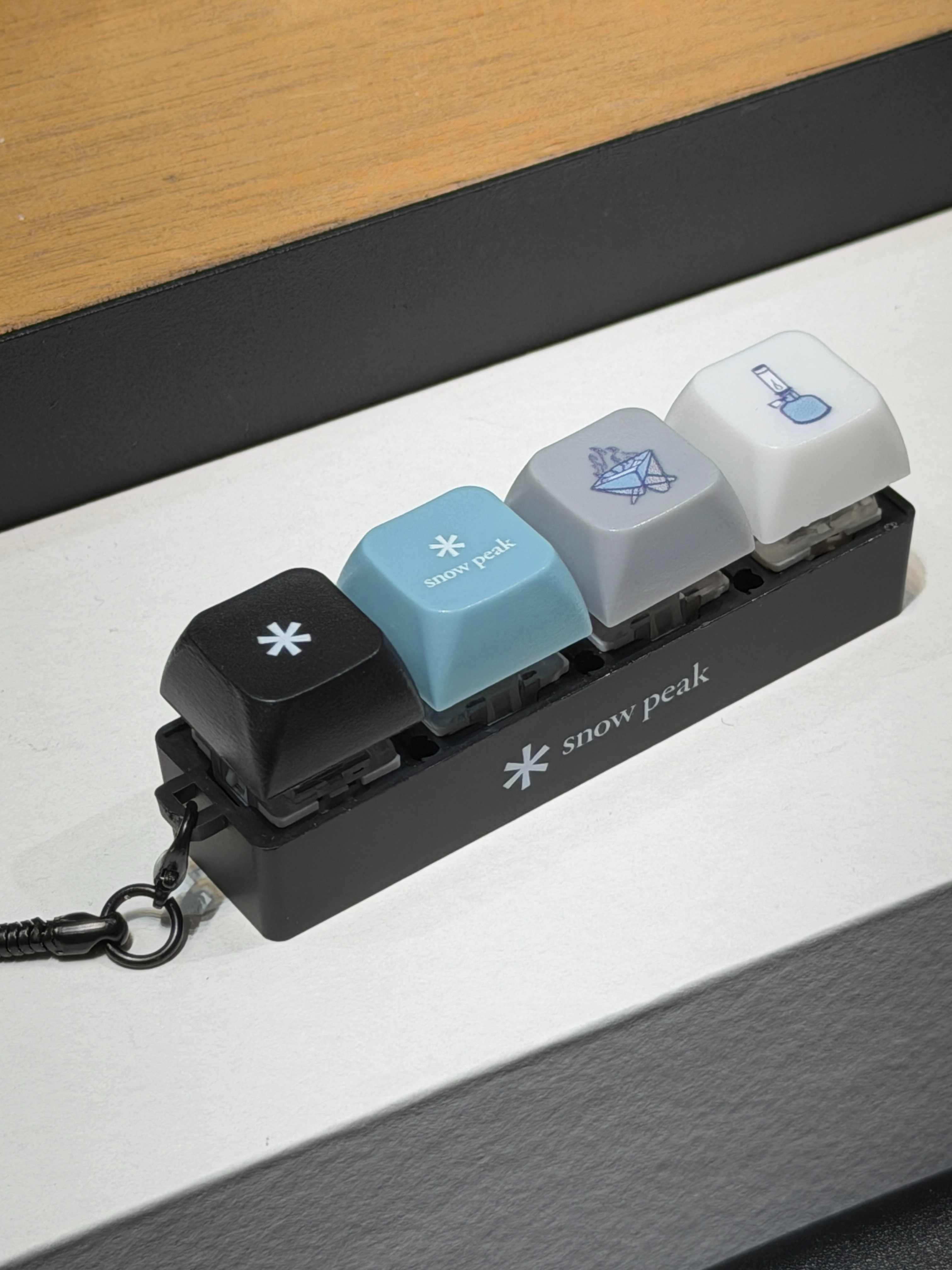 【現貨】Snow Peak Korea Mechanical Keyboard Keychain 按鍵吊飾