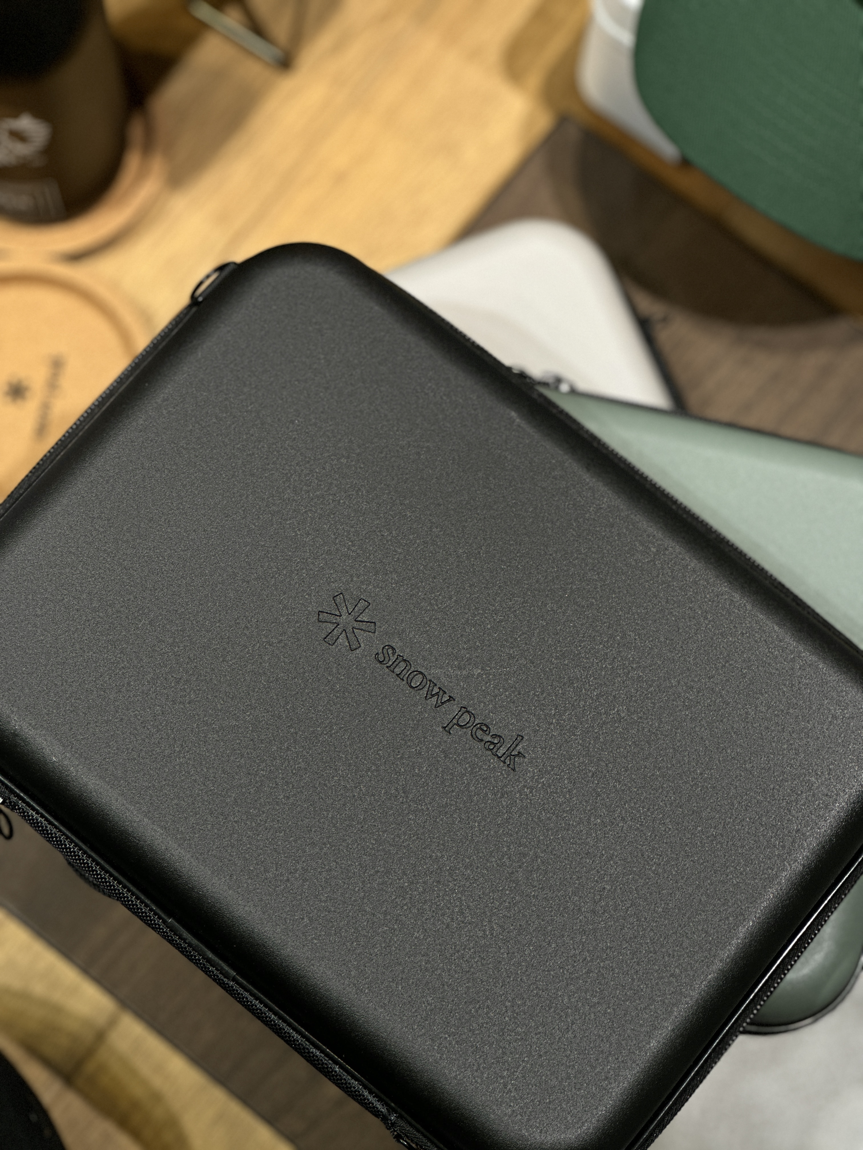 【現貨】Snow Peak Korea Hard Shell Organizer Bag 硬殼多功能收納斜背包
