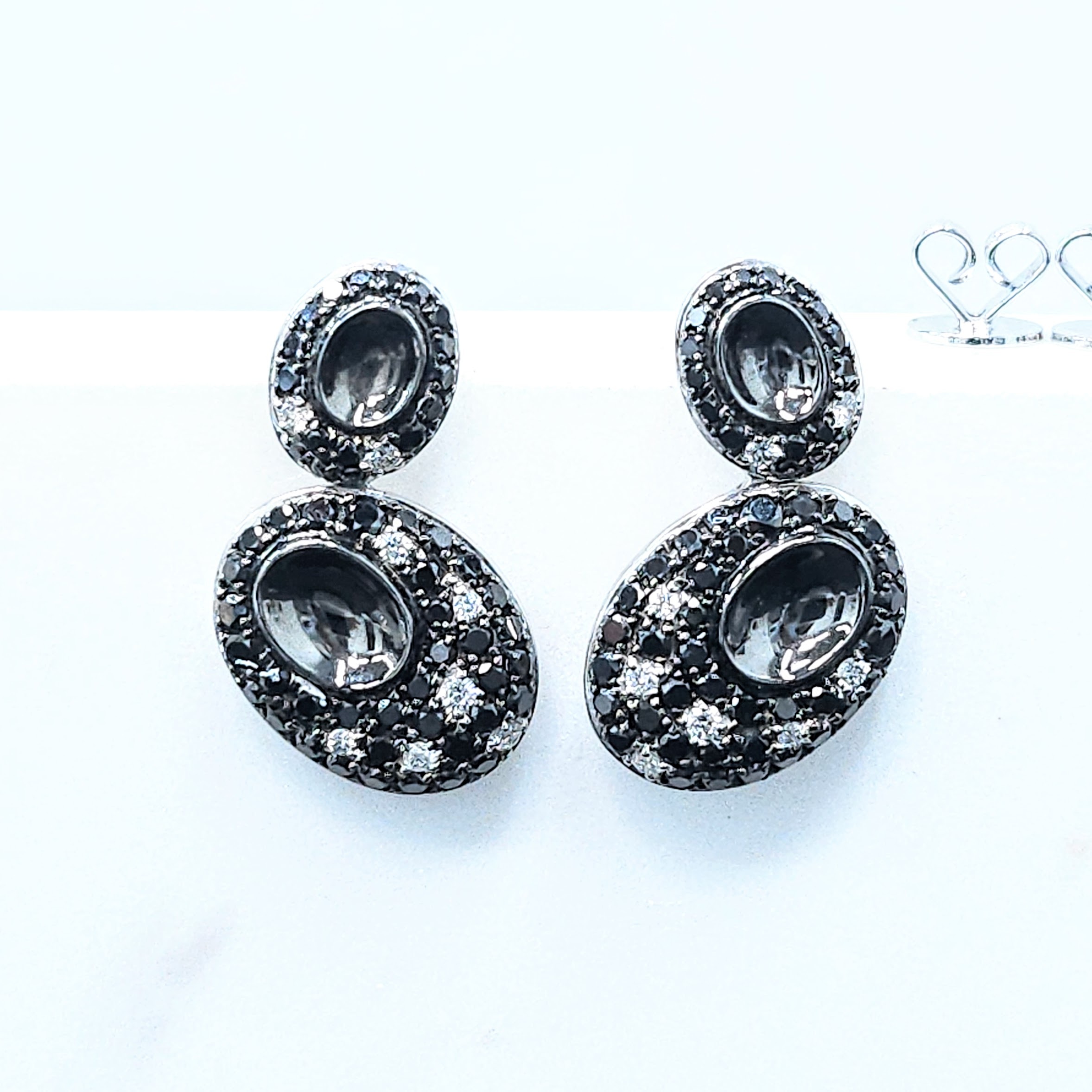 18K Gold 1.04ct Black and White Diamond Earrings