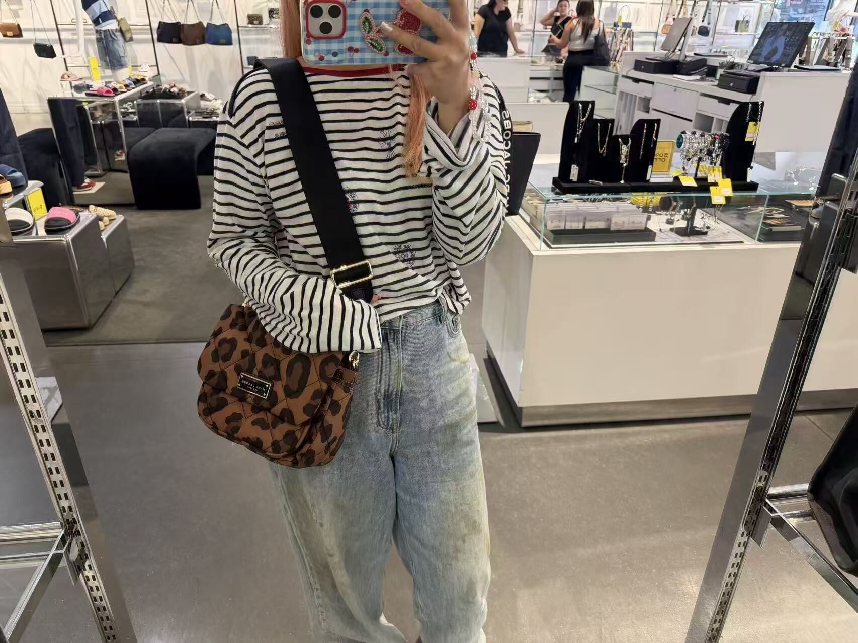 【直播】Marc Jacobs LX102305 豹紋斜孭包