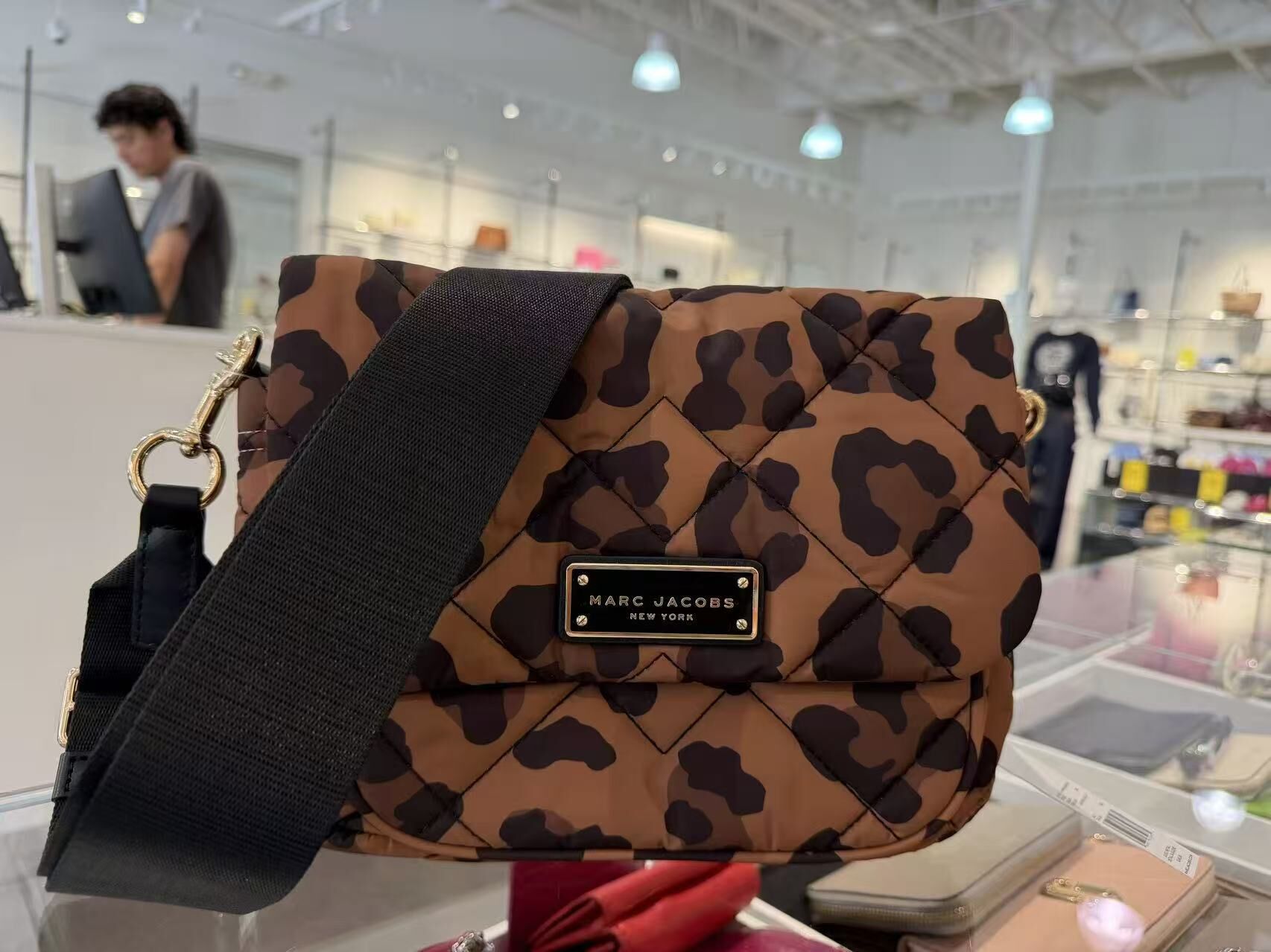 【直播】Marc Jacobs LX102305 豹紋斜孭包