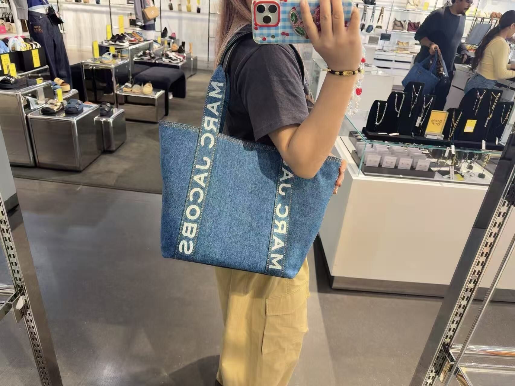 【直播】Marc Jacobs LX102306 牛仔托特包