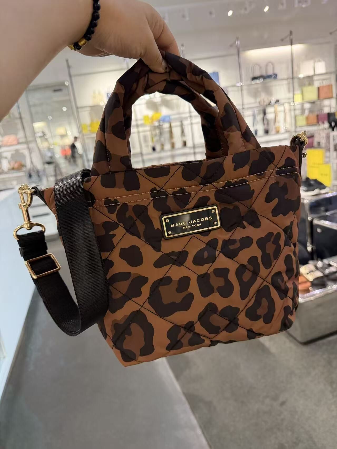 【直播】Marc Jacobs LX102311 豹紋托特包