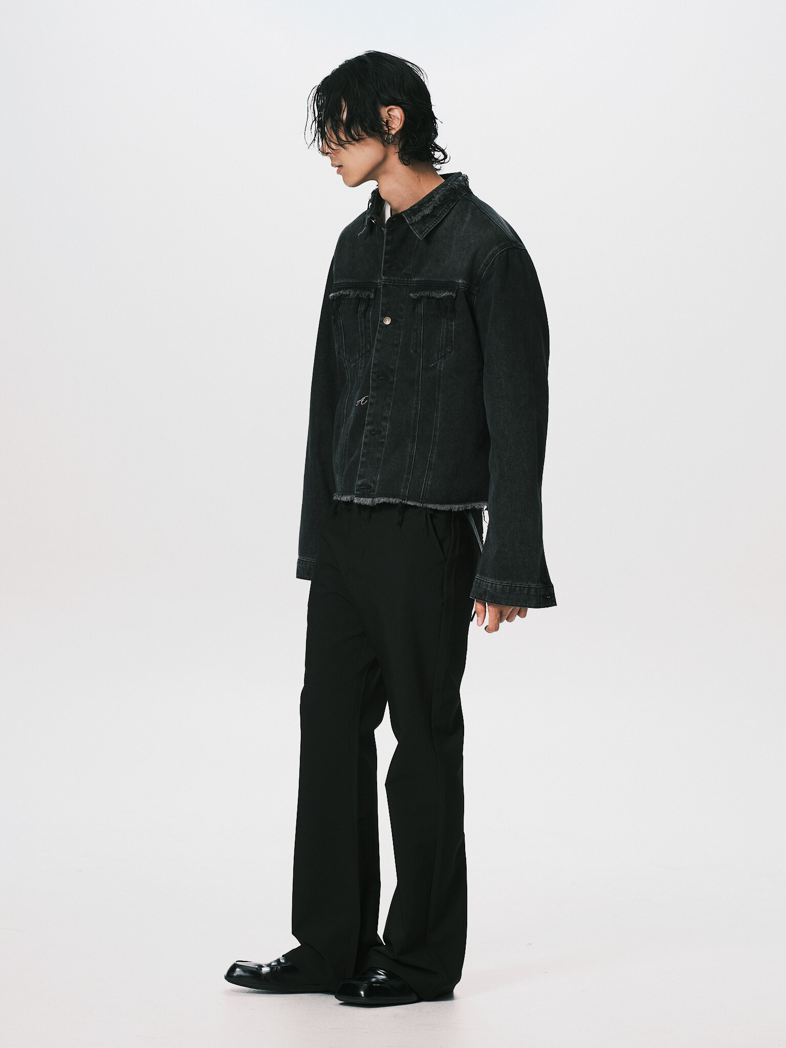 ANOWHEREMAN｜Cropped Denim Jacket (Black)