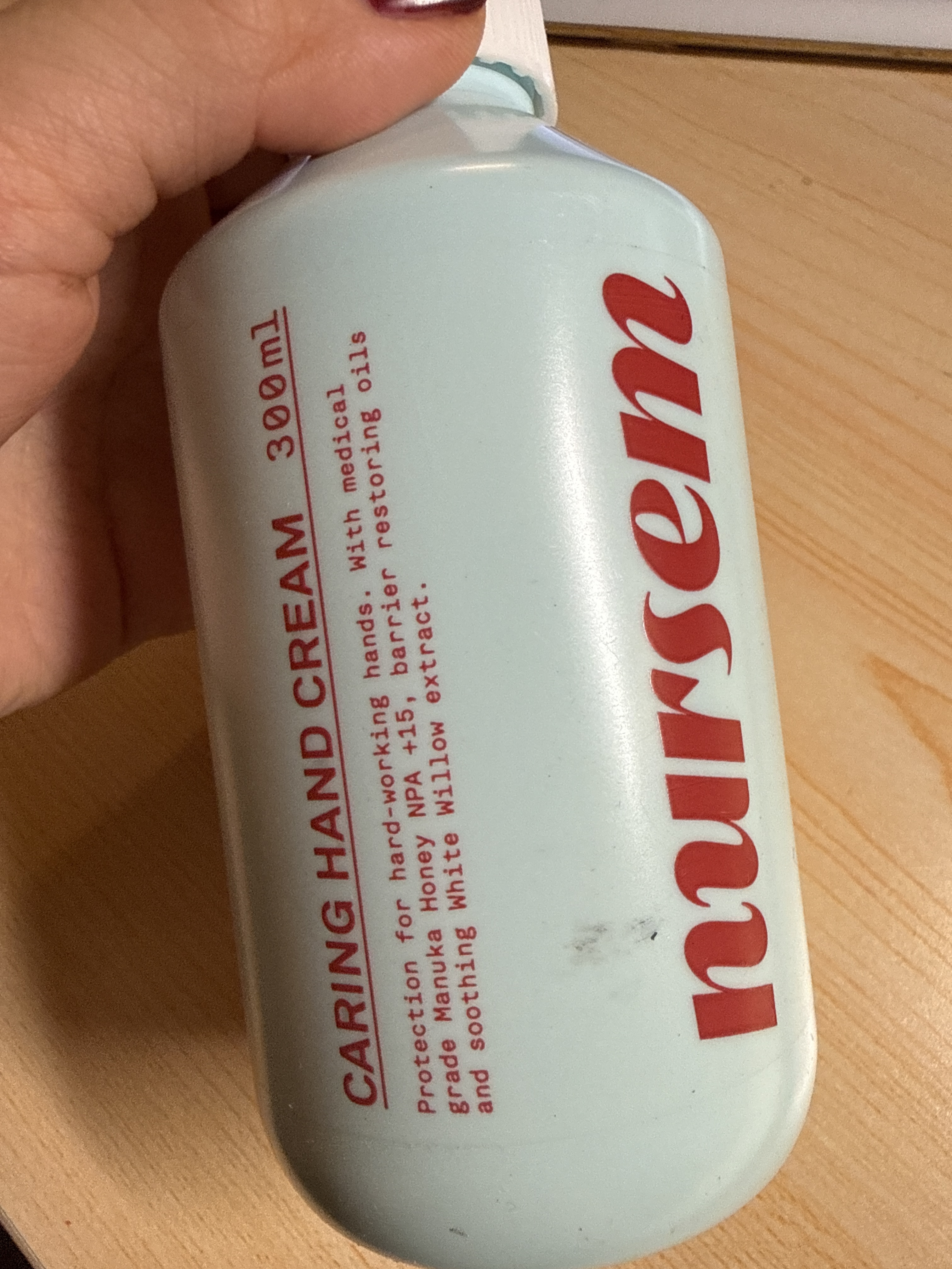300ml 英國爛手專用hand cream