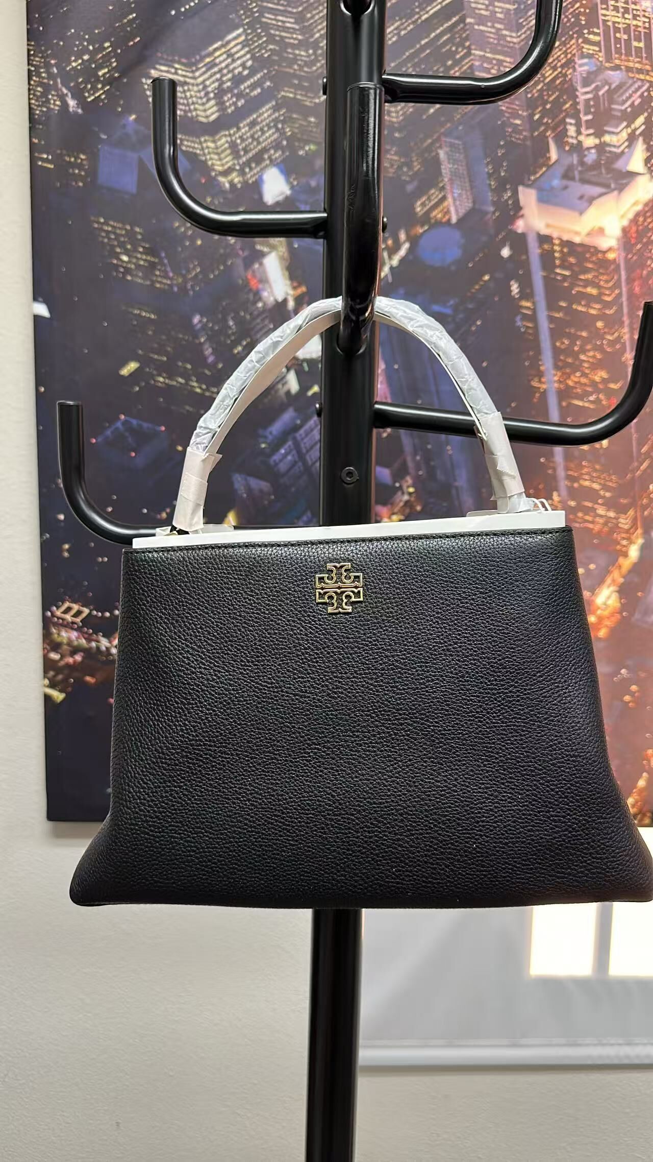 【直播】Tory Burch LX102349 磁石手提包 (黑色)