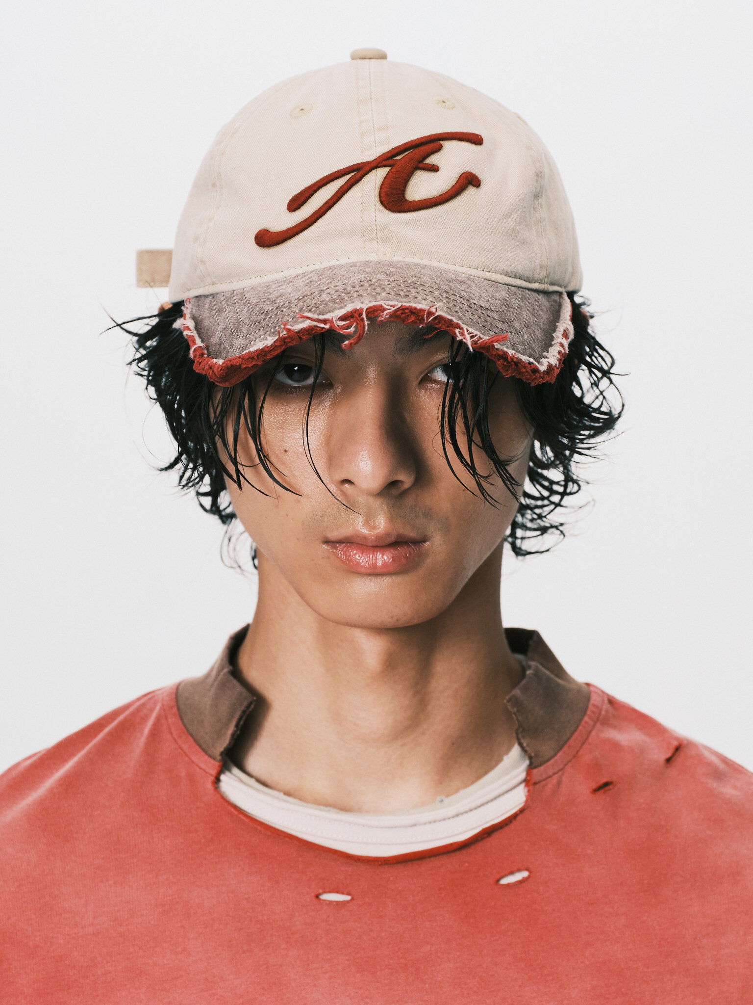 ANOWHEREMAN｜Frayed Brim Cap (Beige/Red)