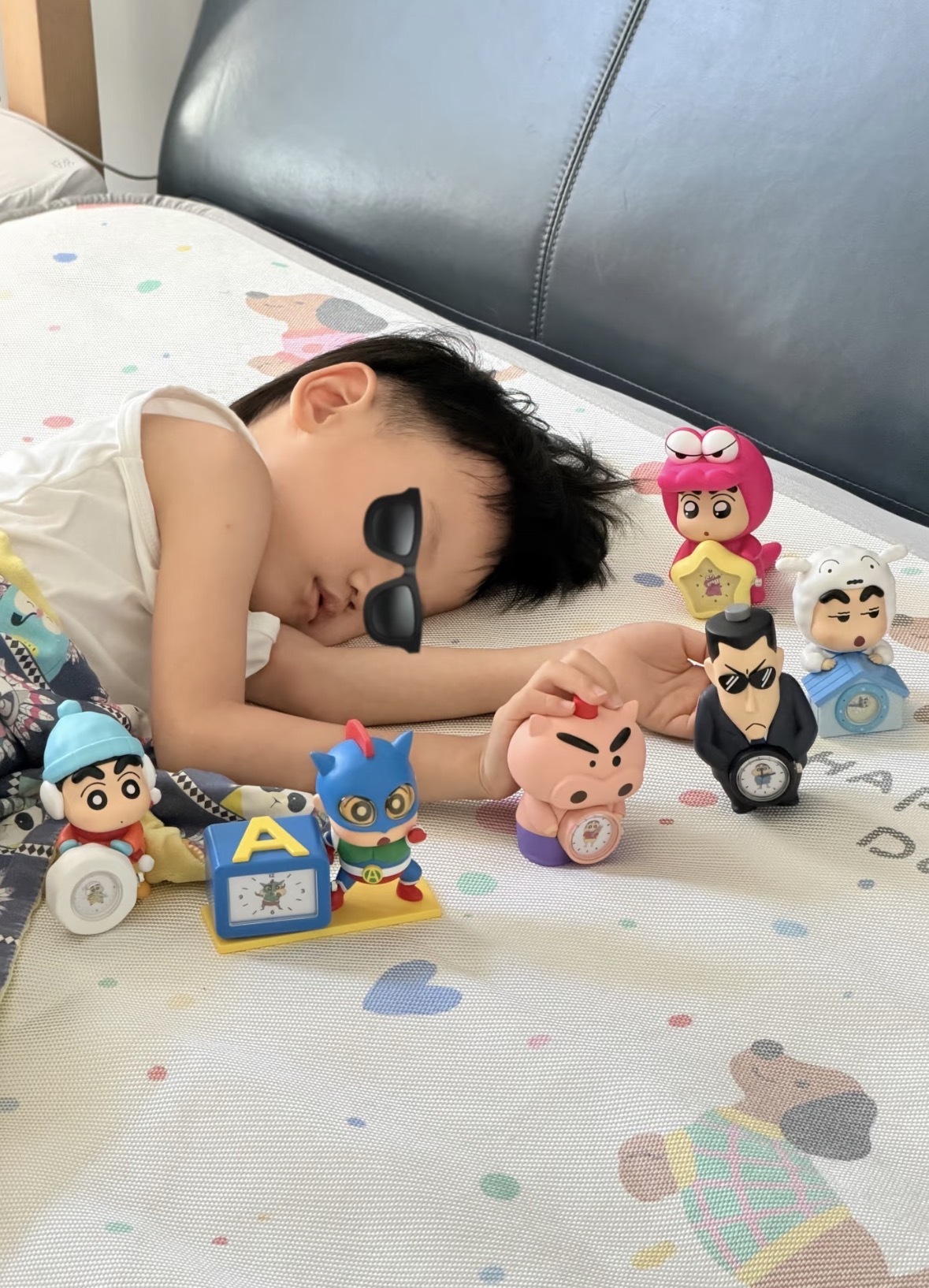 代購-蠟筆小新 動感時間系列 時鐘 擺件 盲盒 周邊