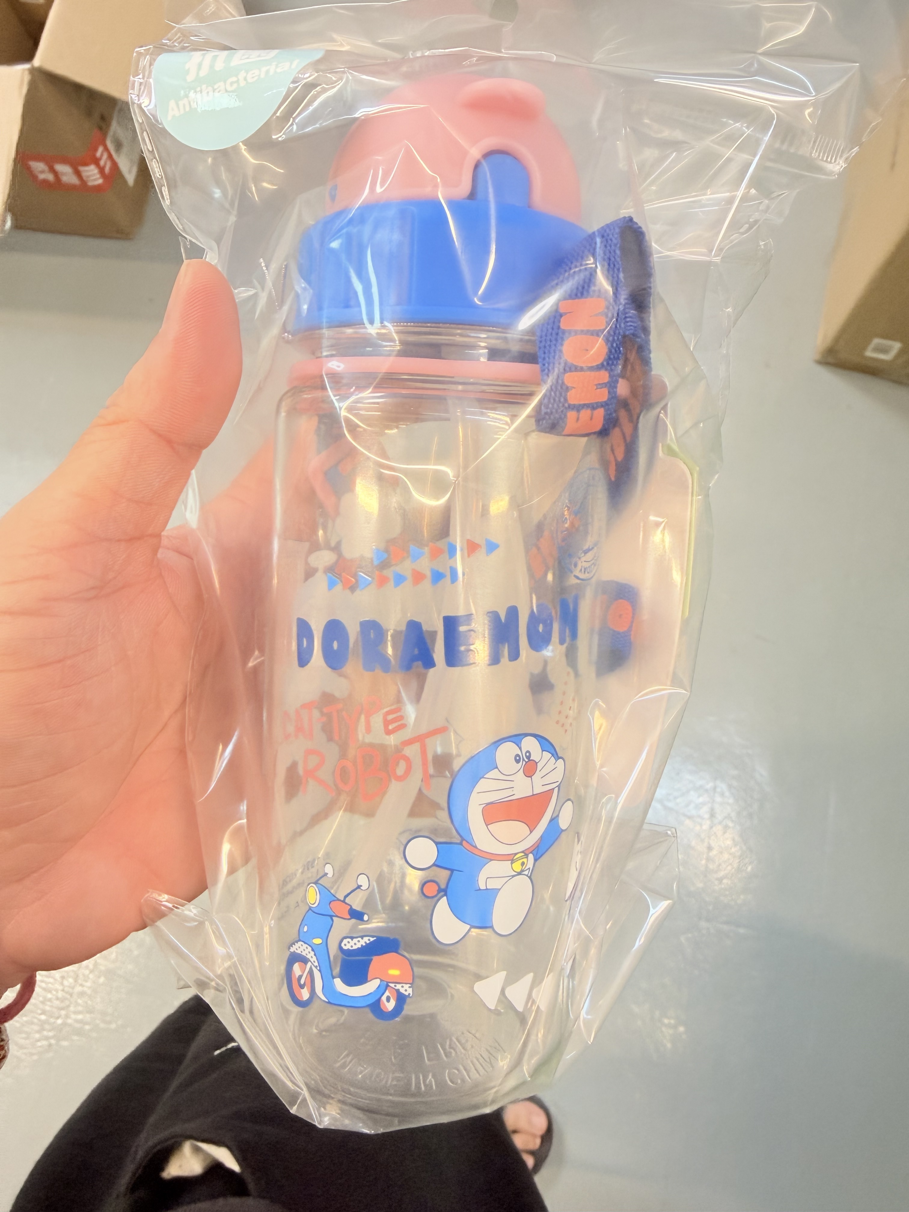 叮噹水樽