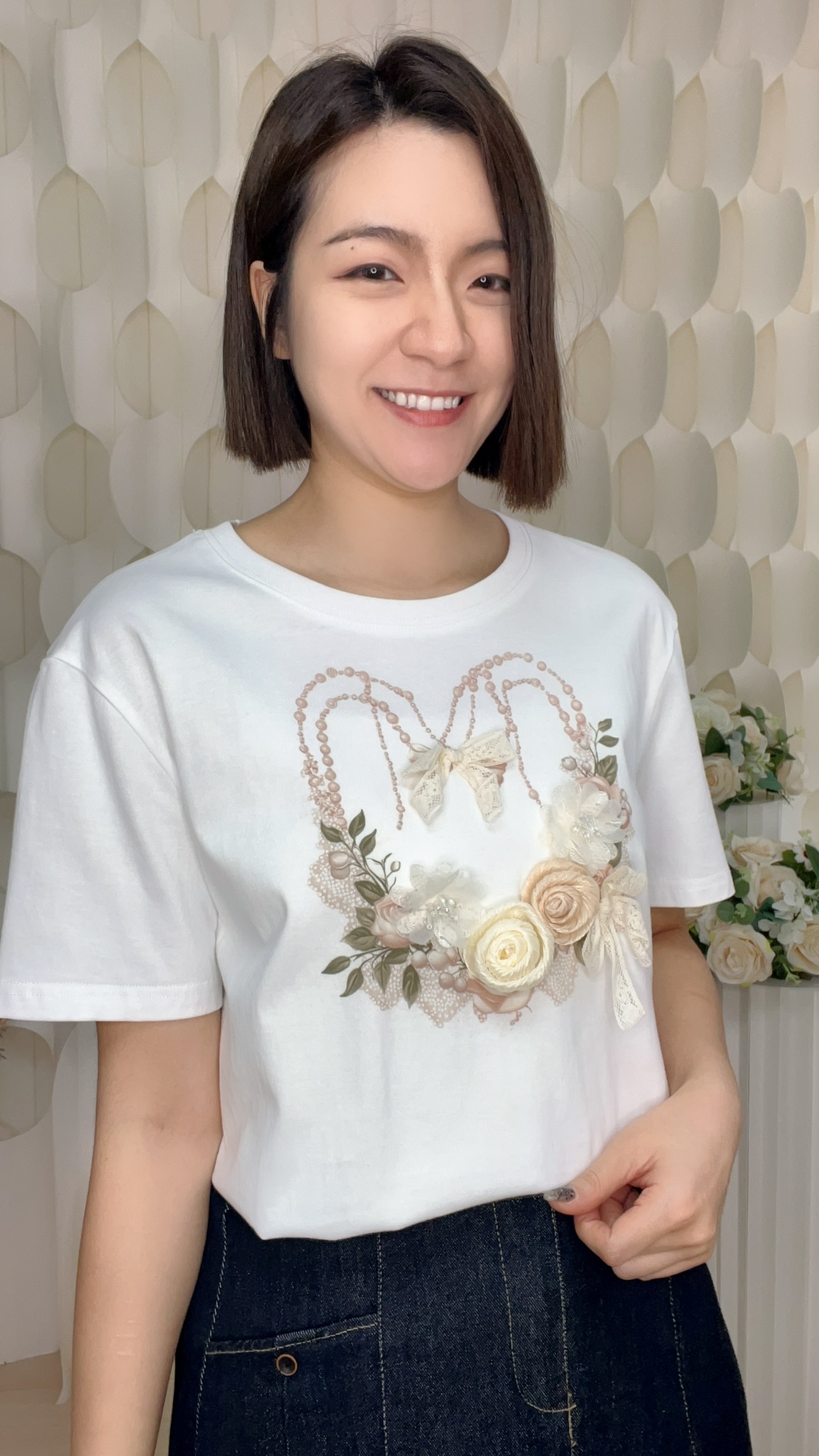 立體花蕾絲蝴蝶結棉質上衣 (M胸38 腰36 /L胸40 腰38 /XL胸42 腰40 長23吋) #26047 #1023clo