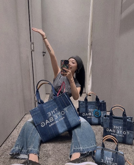 【直播】Marc Jacobs LX1022236 The Tote Bag 牛仔托特包 (藍色)