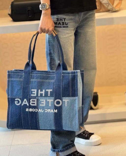 【直播】Marc Jacobs LX1022236 The Tote Bag 牛仔托特包 (藍色)