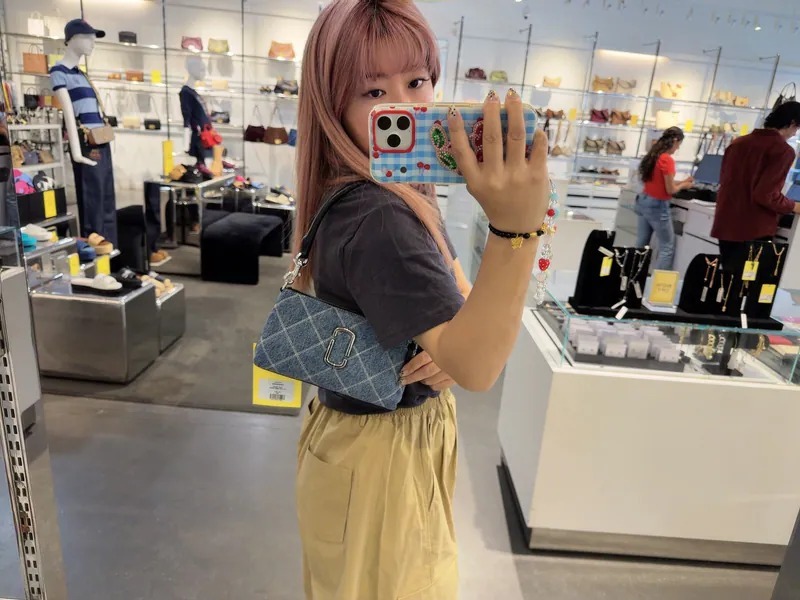 【直播】Marc Jacobs LX1022240 牛仔斜孭袋 (藍色)