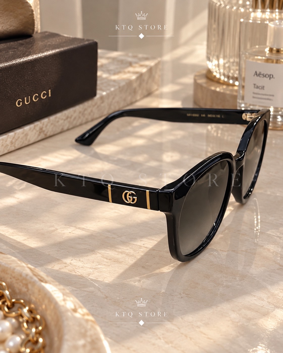 KTQ STORE ‧GUCCI 古馳 雙 G 系列 一體式鼻托 板材鏡框 不規則形太陽眼鏡 男女同款／情侶款 黑色GG1122SA