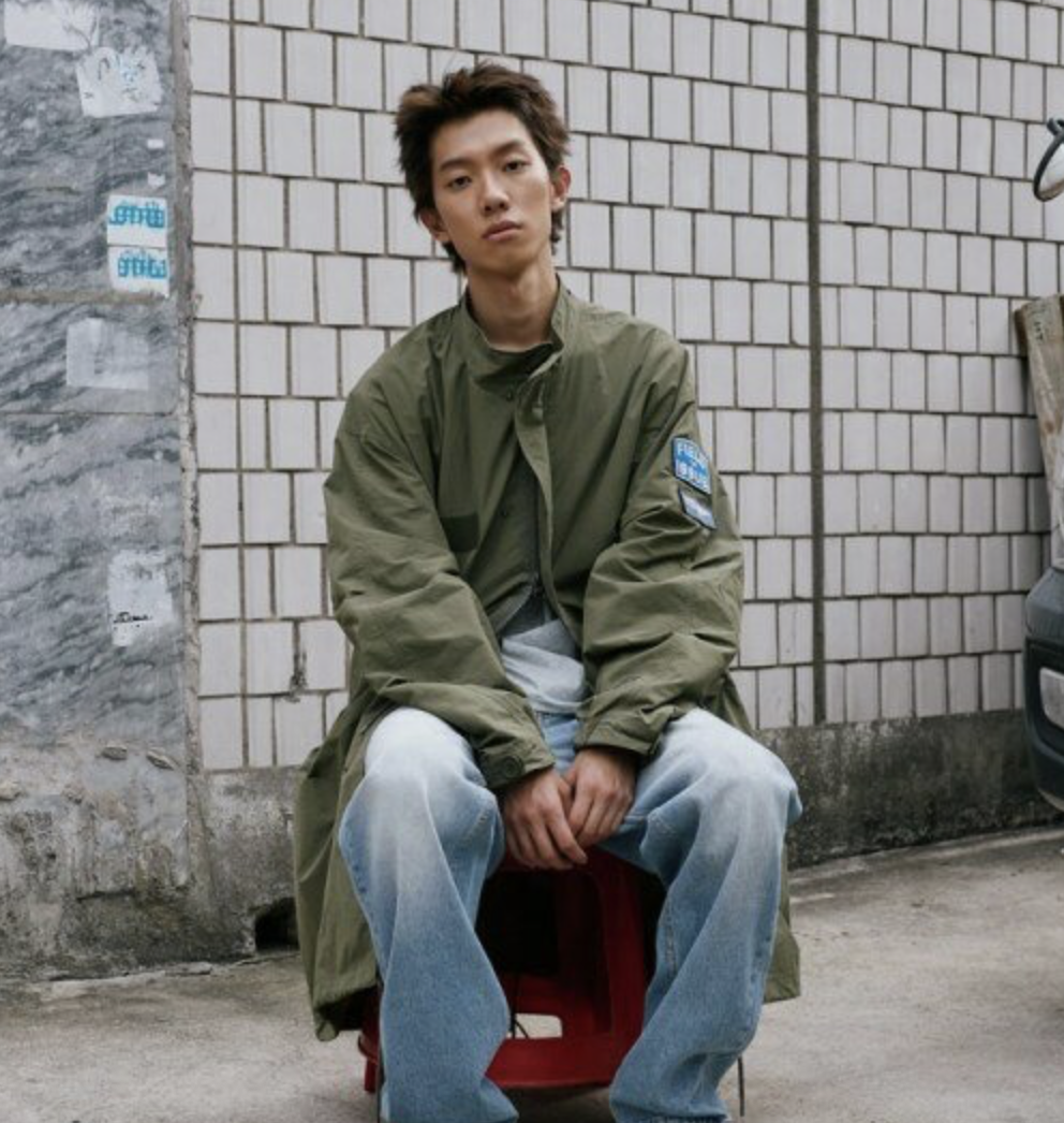 【代購】茵寶 UMBRO Anorak Jacket OLV0 橄欖綠 雙鑽立領防風半拉鍊連帽風衣外套