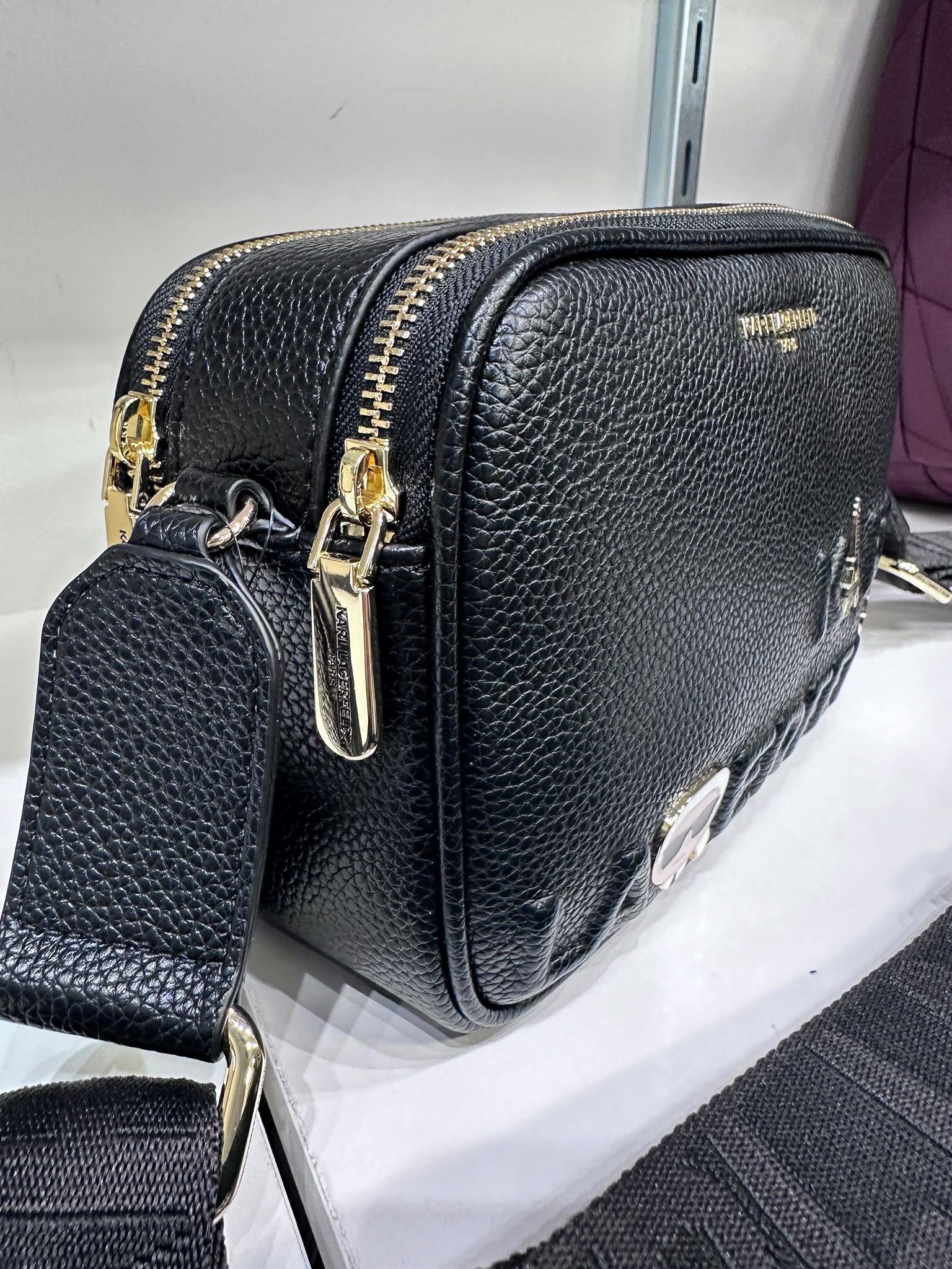 WX71 KL 黑色雙拉鍊相機袋 老佛爺貓貓巴黎鐵塔 圖案 Maybelle Logo Crossbody
