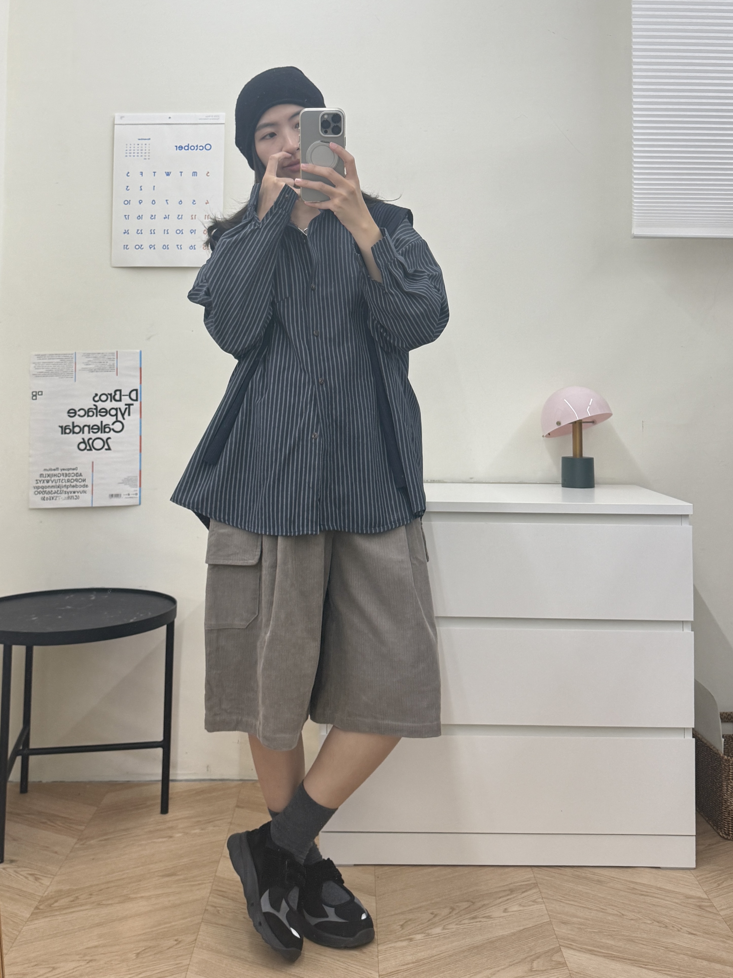 燈芯絨六分褲