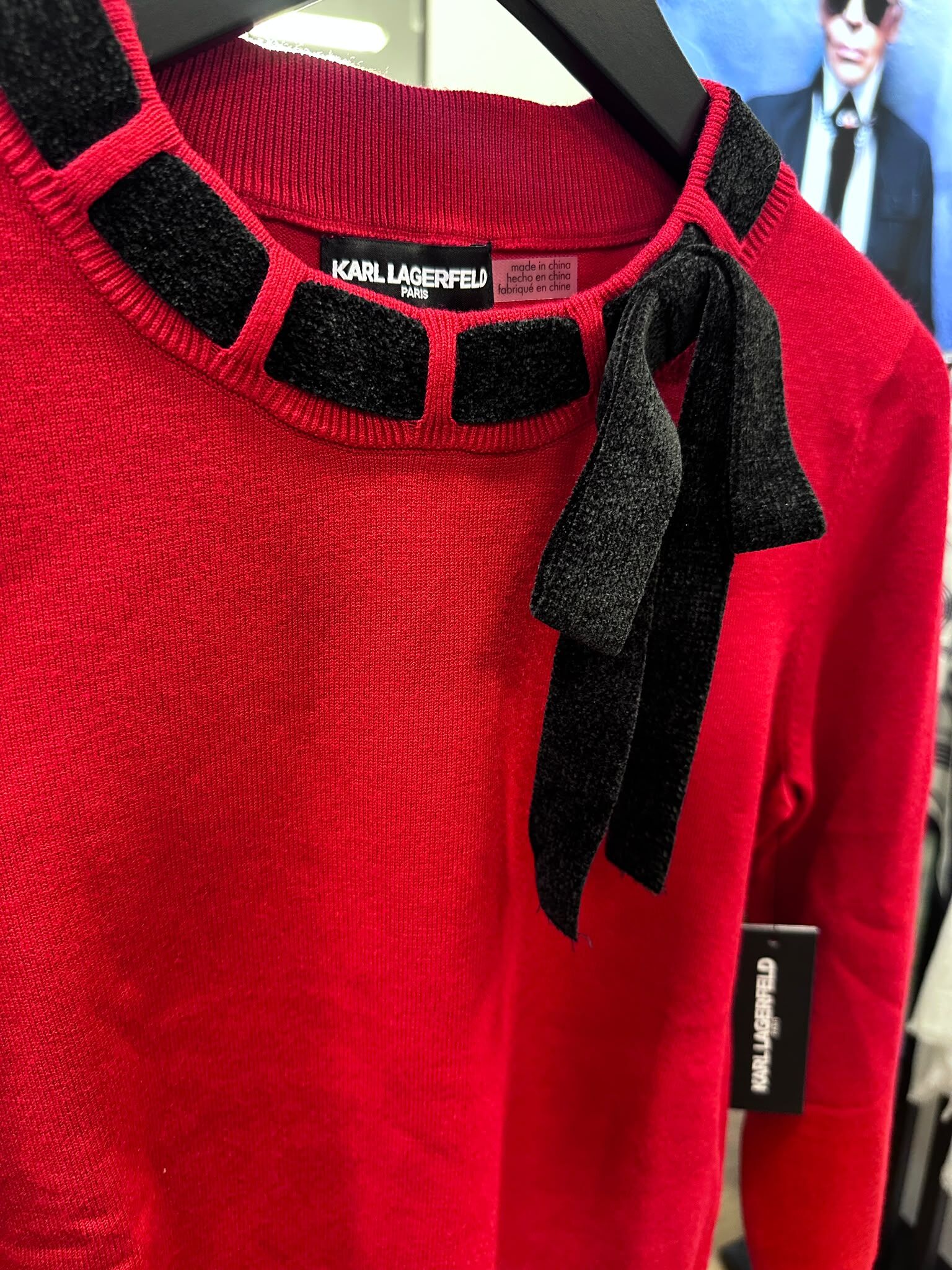 WX26 KL 黑色綁底蝴蝶結 紅色針織衫  Velvet Tie Neck Detail Sweater