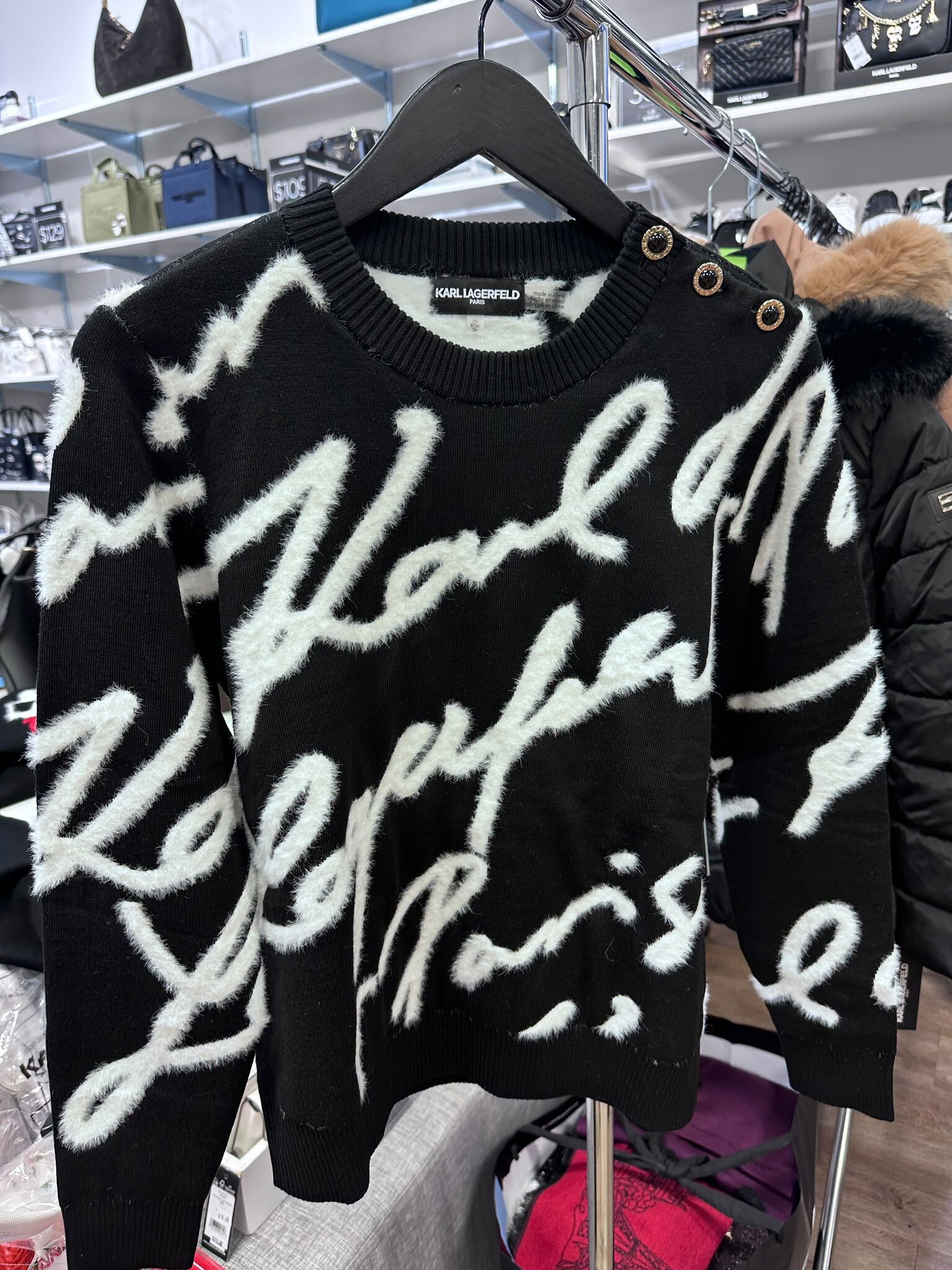 WX34 KL 白色logo 黑色長袖厚身針織衫 Long Sleeve Karl Script Print Sweater