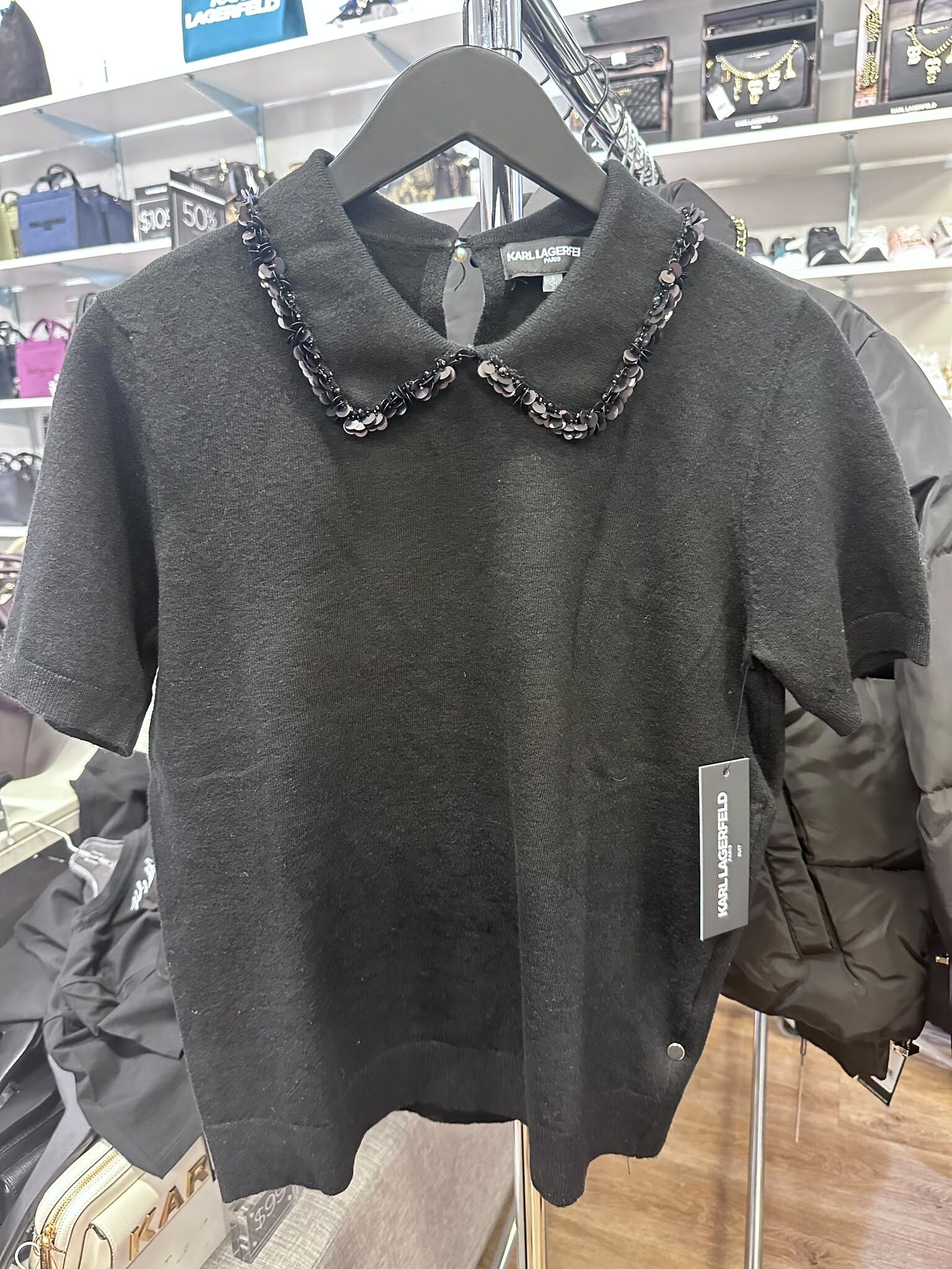 WX36 KL 黑色珠片Polo領 短袖黑色針織衫  Embellished Short-Sleeve Sweater