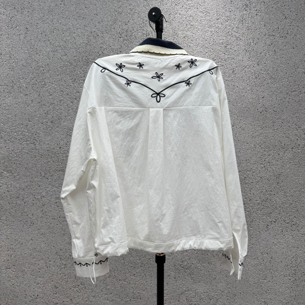 TOP-CCG1024-049 刺繡仿領巾圖案恤衫 (A49)
