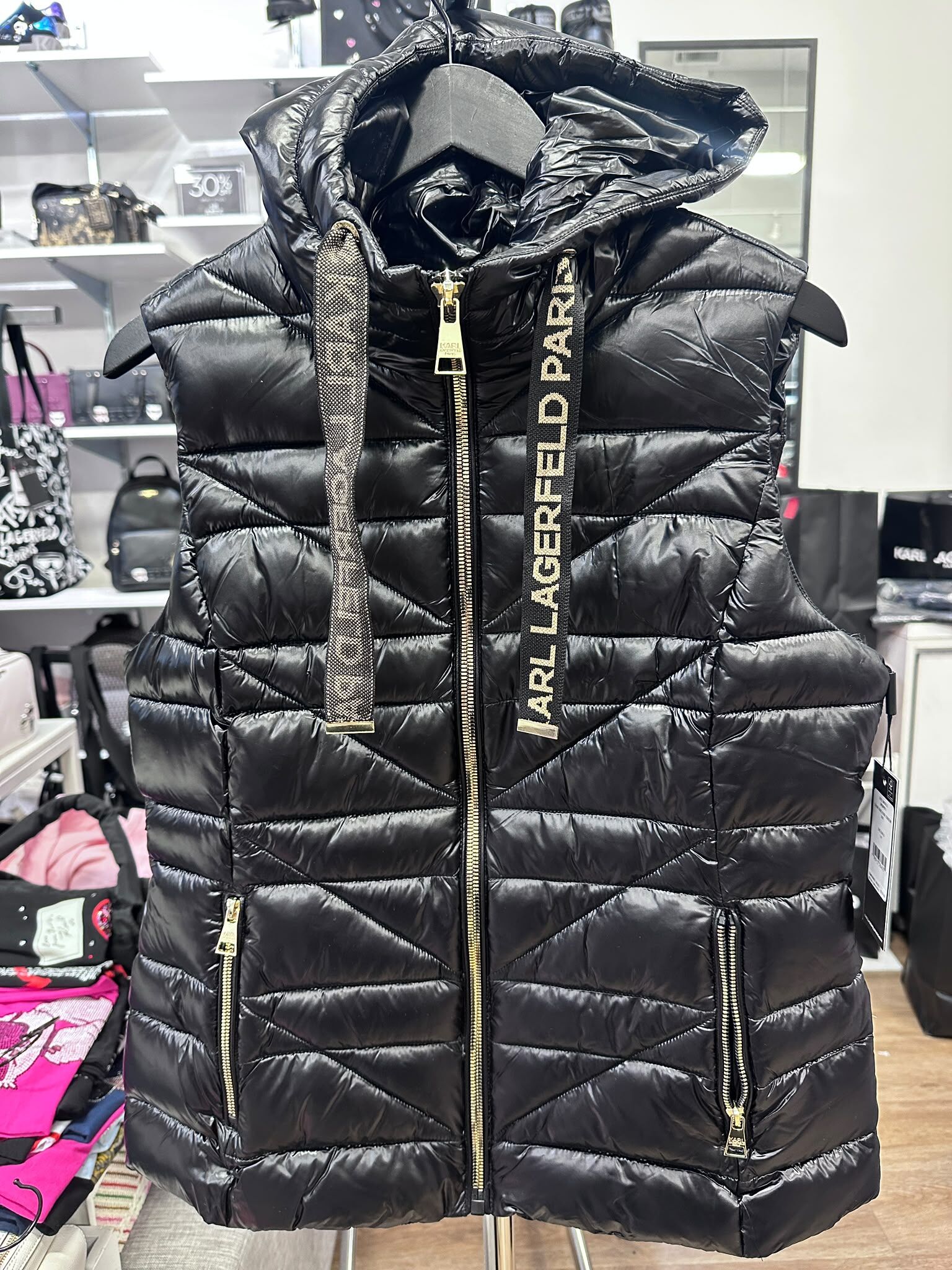 WX53 KL 黑色修腰連帽背心夾棉外套 Hooded Puffer Vest